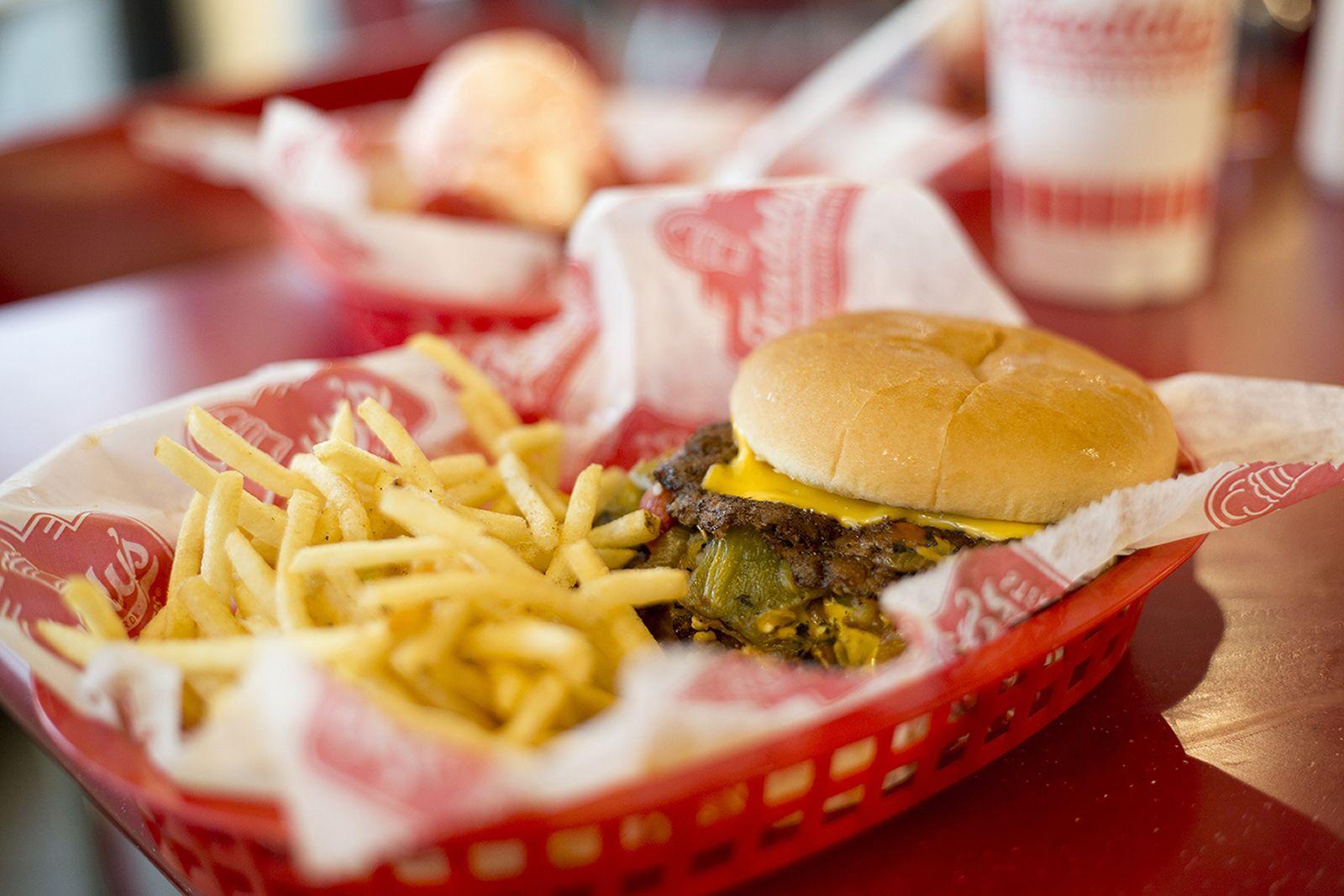 Fast Food. RestaurantNewsRelease.com