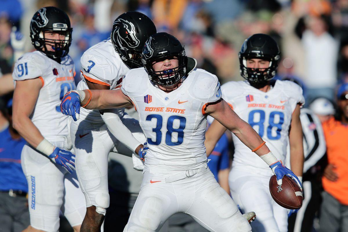 NFL Draft 2018: Why Cowboys picked Boise State LB Leighton Vander