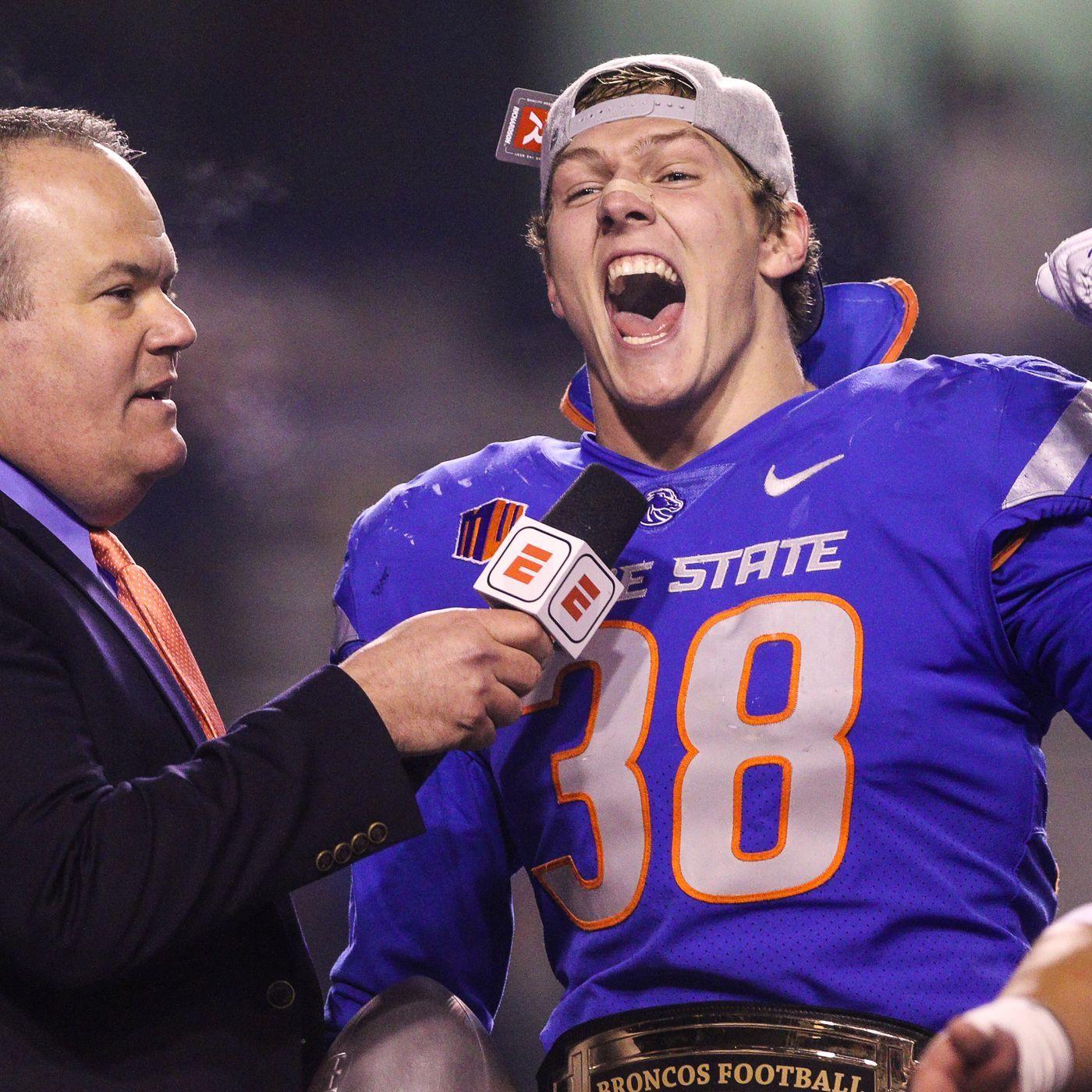 vander esch elite jersey