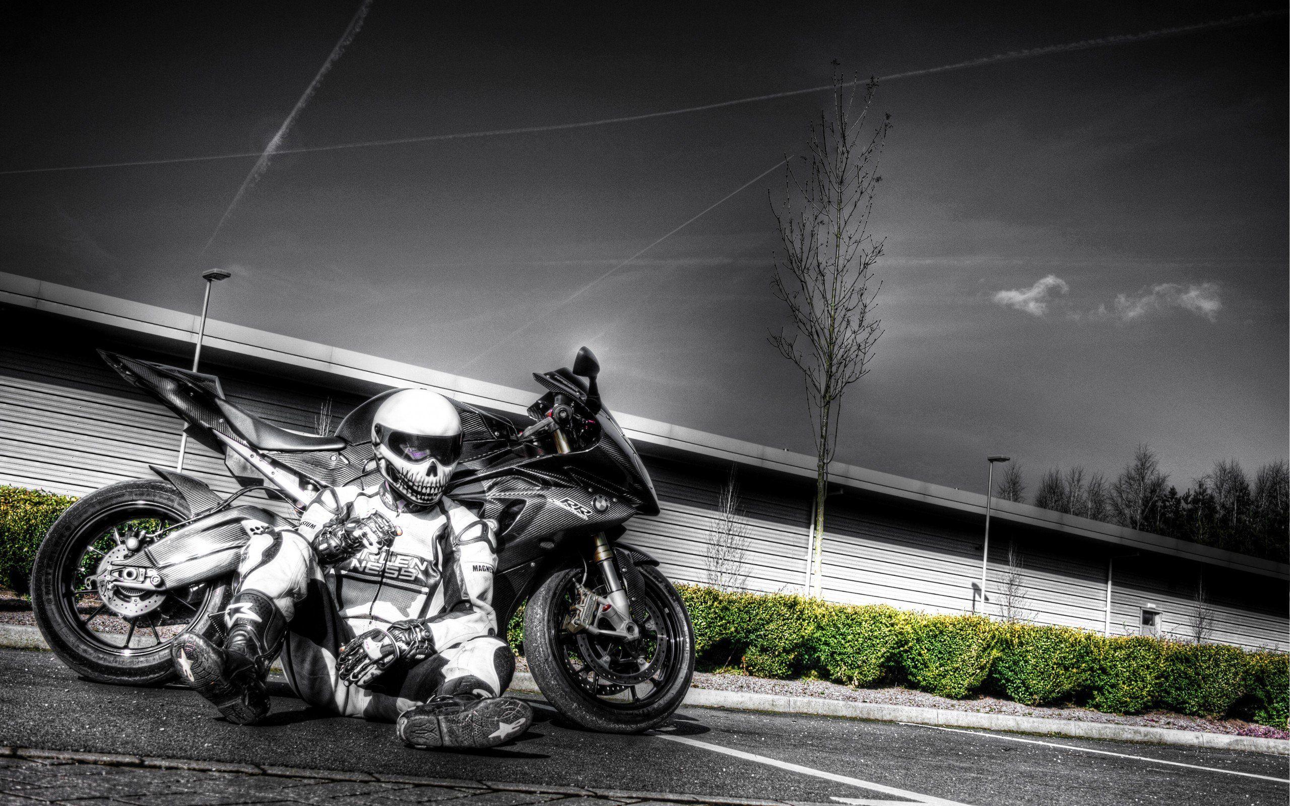 Wallpaper Motorbike Man