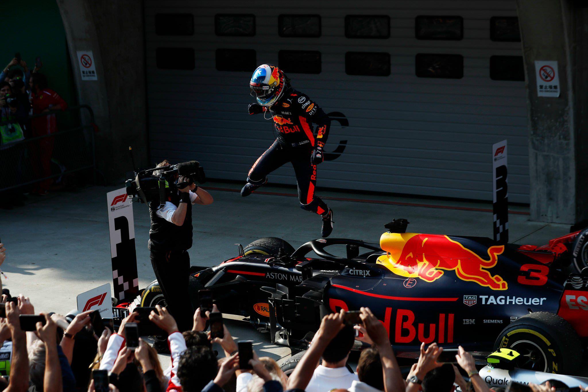 Amazing shot of Daniel Ricciardo after winning the Chinese GP