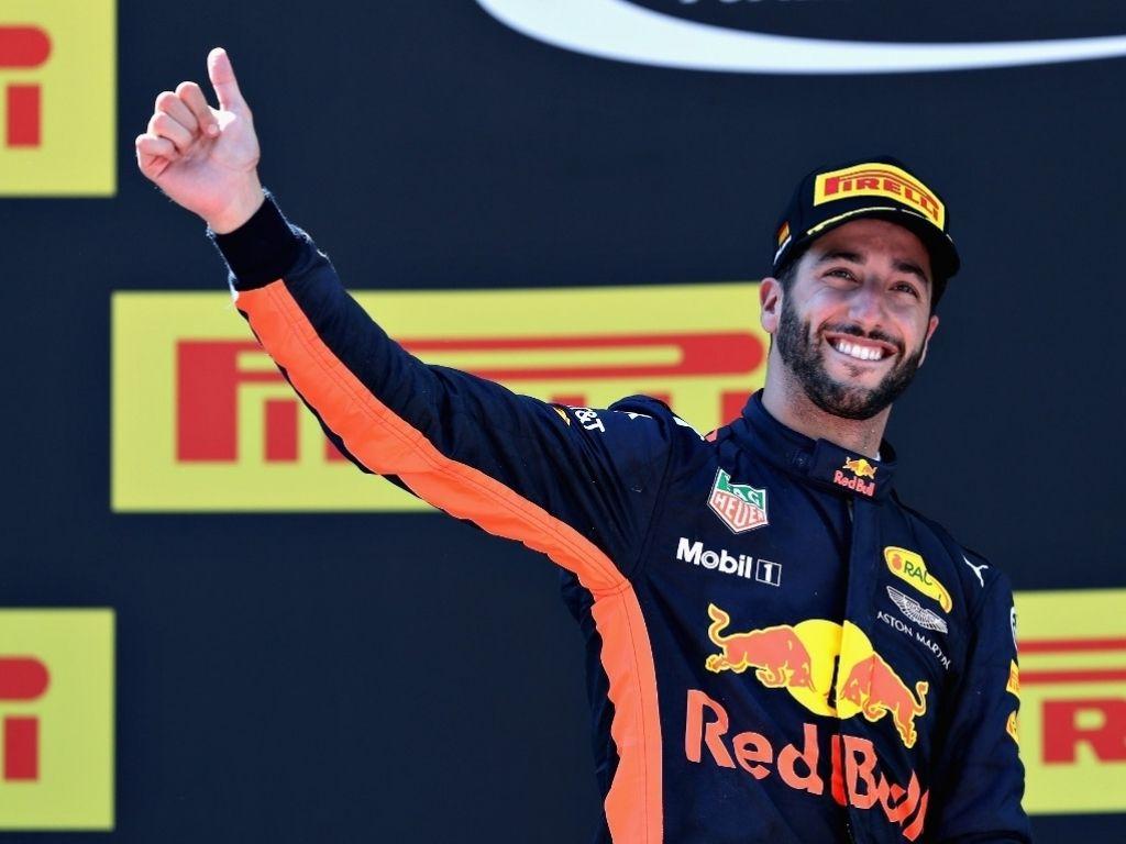 Ricciardo Supports McLaren Renault Move