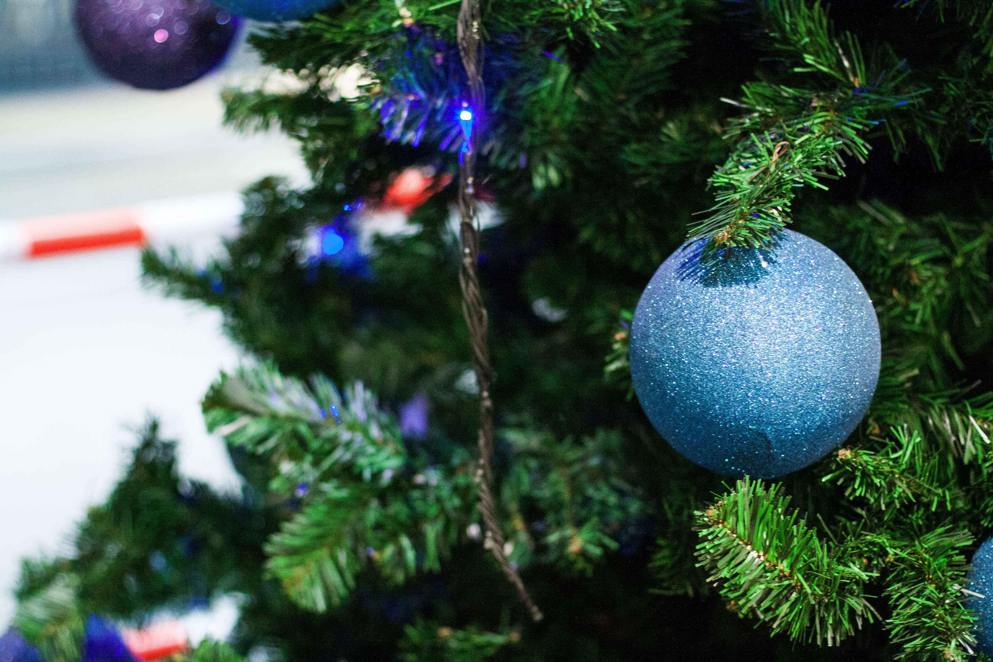 blue, christmas, green, station, tree 4k wallpaper and background
