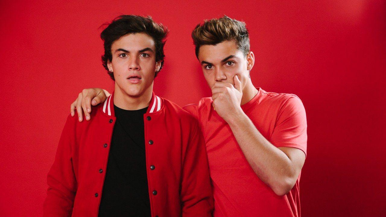 Watch The Dolan Twins Read Period Stories