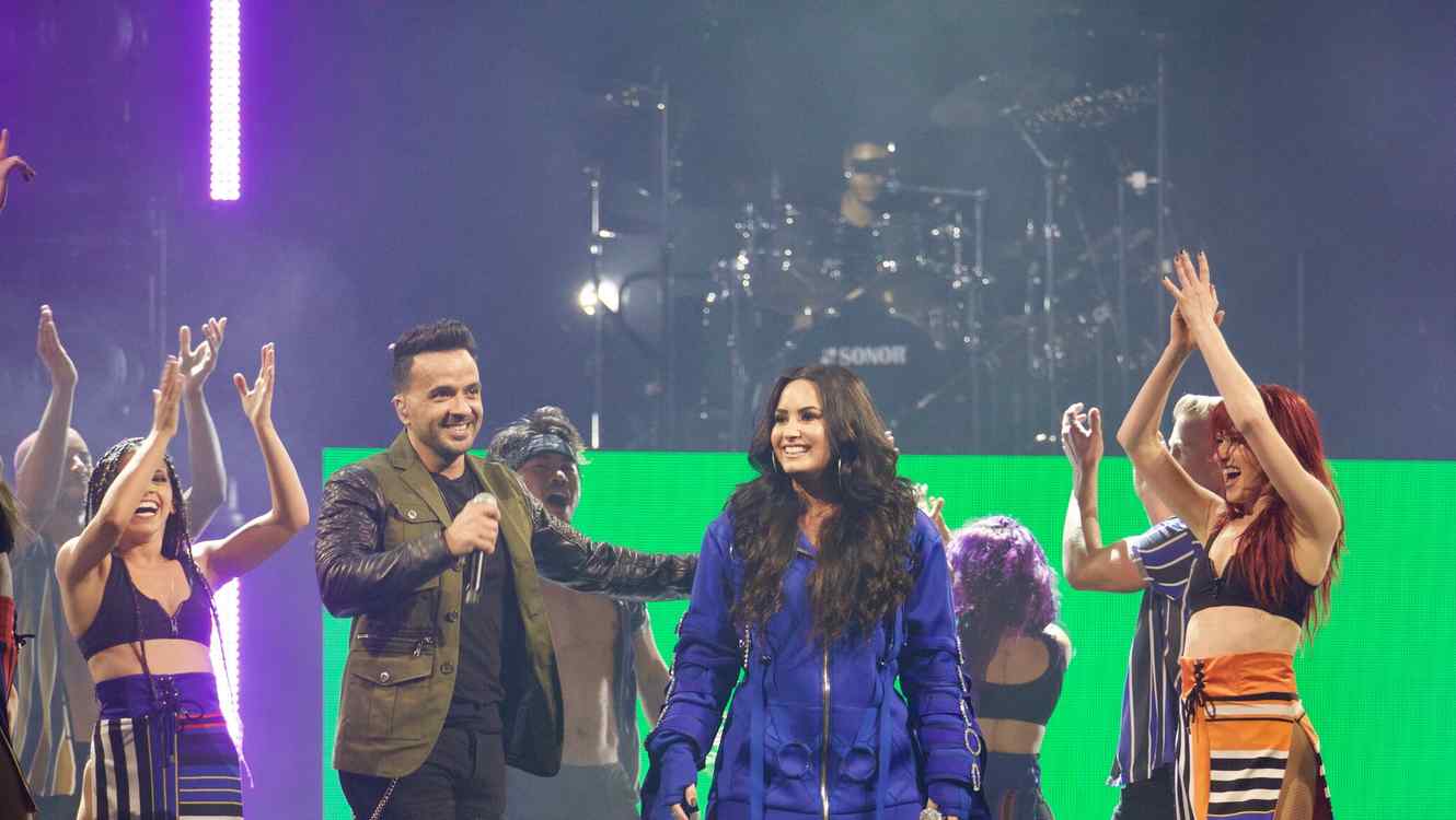 Mira a Luis Fonsi y Demi Lovato cantando 'Echame La Culpa' en Miami