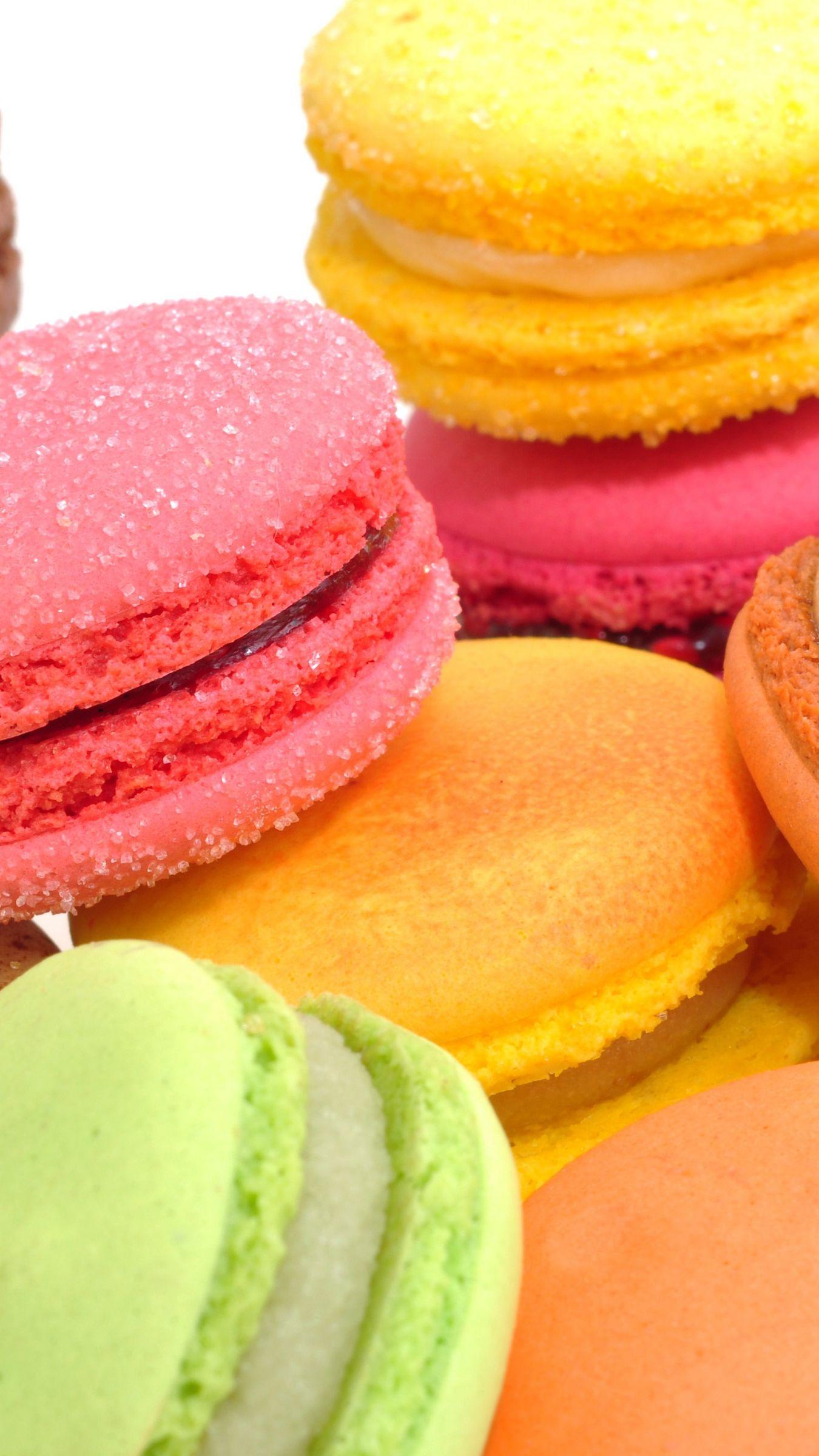 Download wallpaper 1350x2400 macaron, french confection, dessert