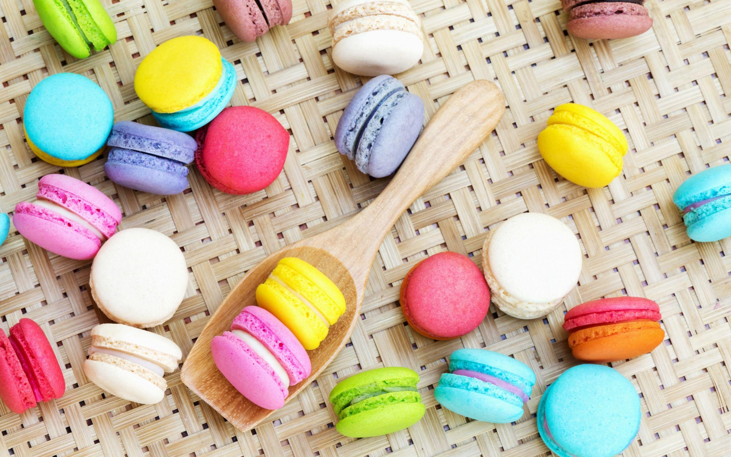 Download wallpaper macaroons, colorful biscuits, cookies, sweets