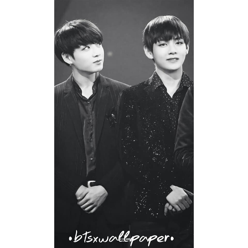 Jeon Jungkook]+[Kim Taehyung]. .. .. . #vmin #bangtan #army