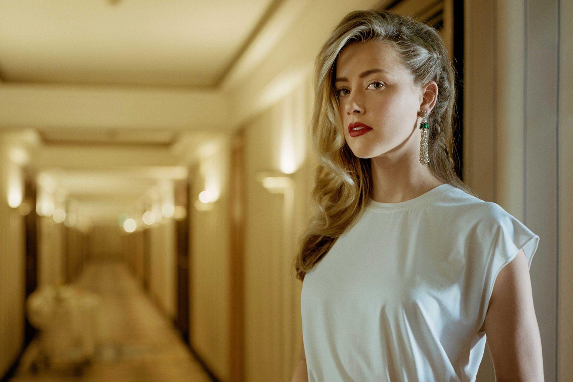 Amber Heard HD Wallpaper, Picture, Image