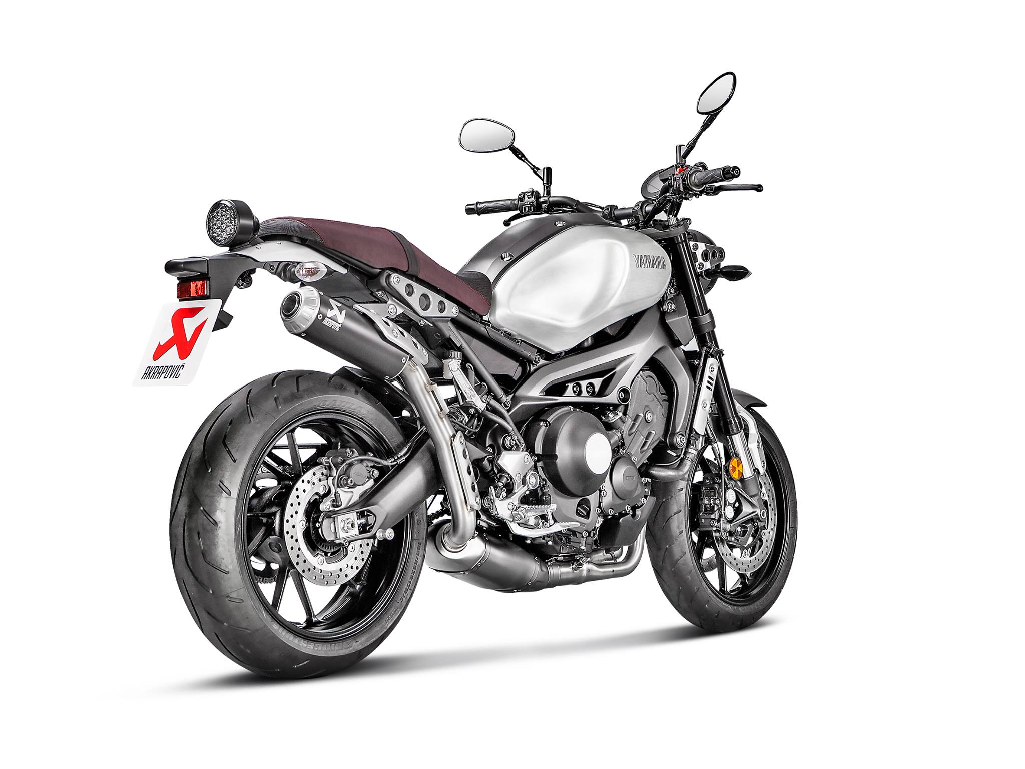 Yamaha Xsr900 Souped Up With New Akrapovic Exhausts_4