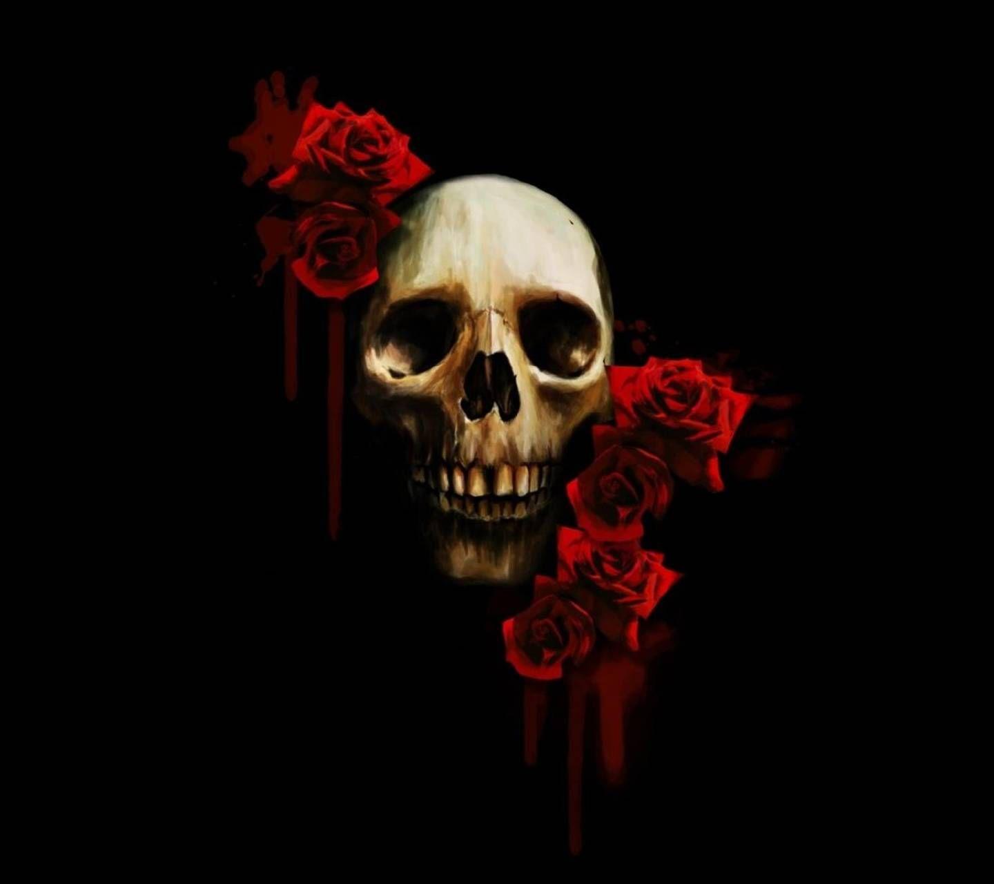 Skull and roses Wallpaper