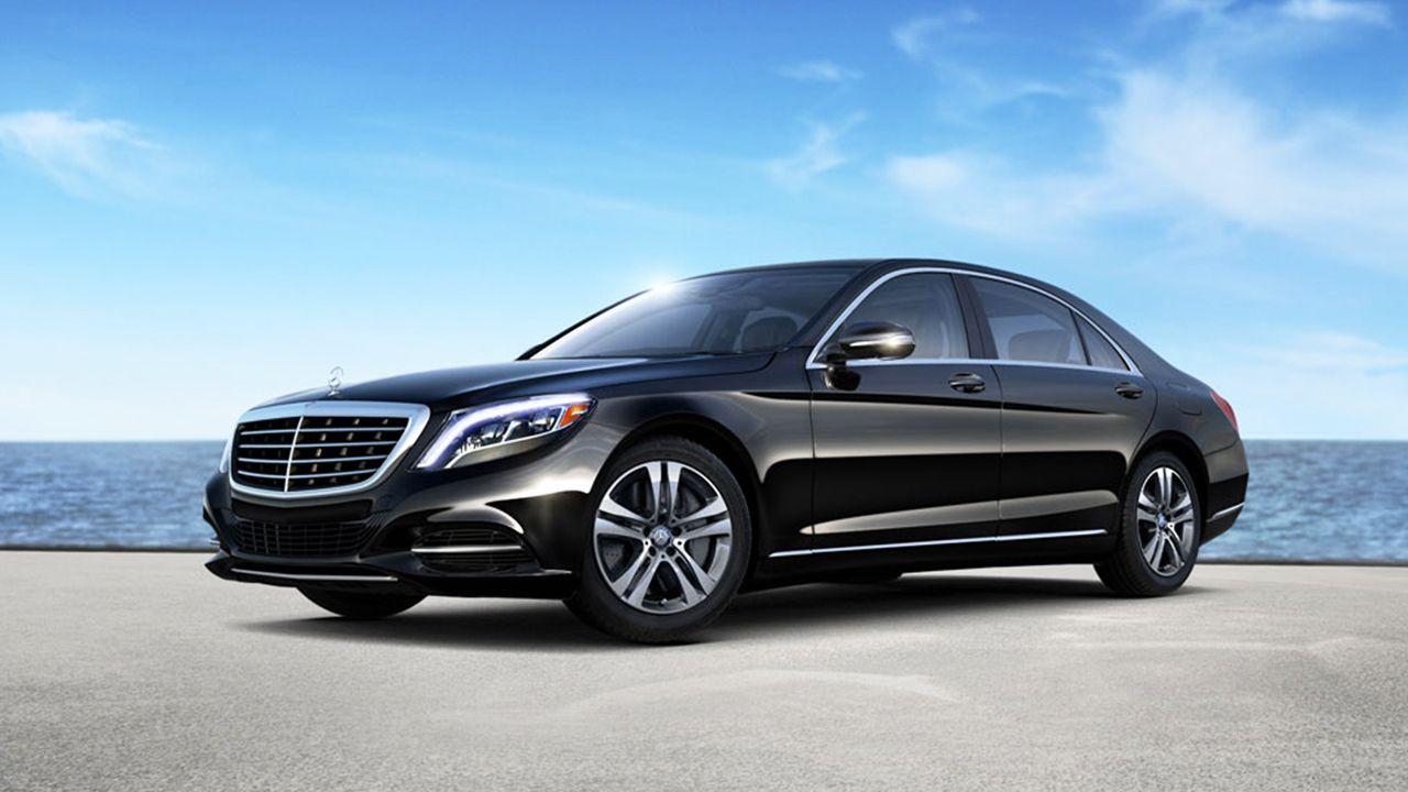 Mercedes Benz S Class S550 4MATIC Sedan. HD Car Wallpaper