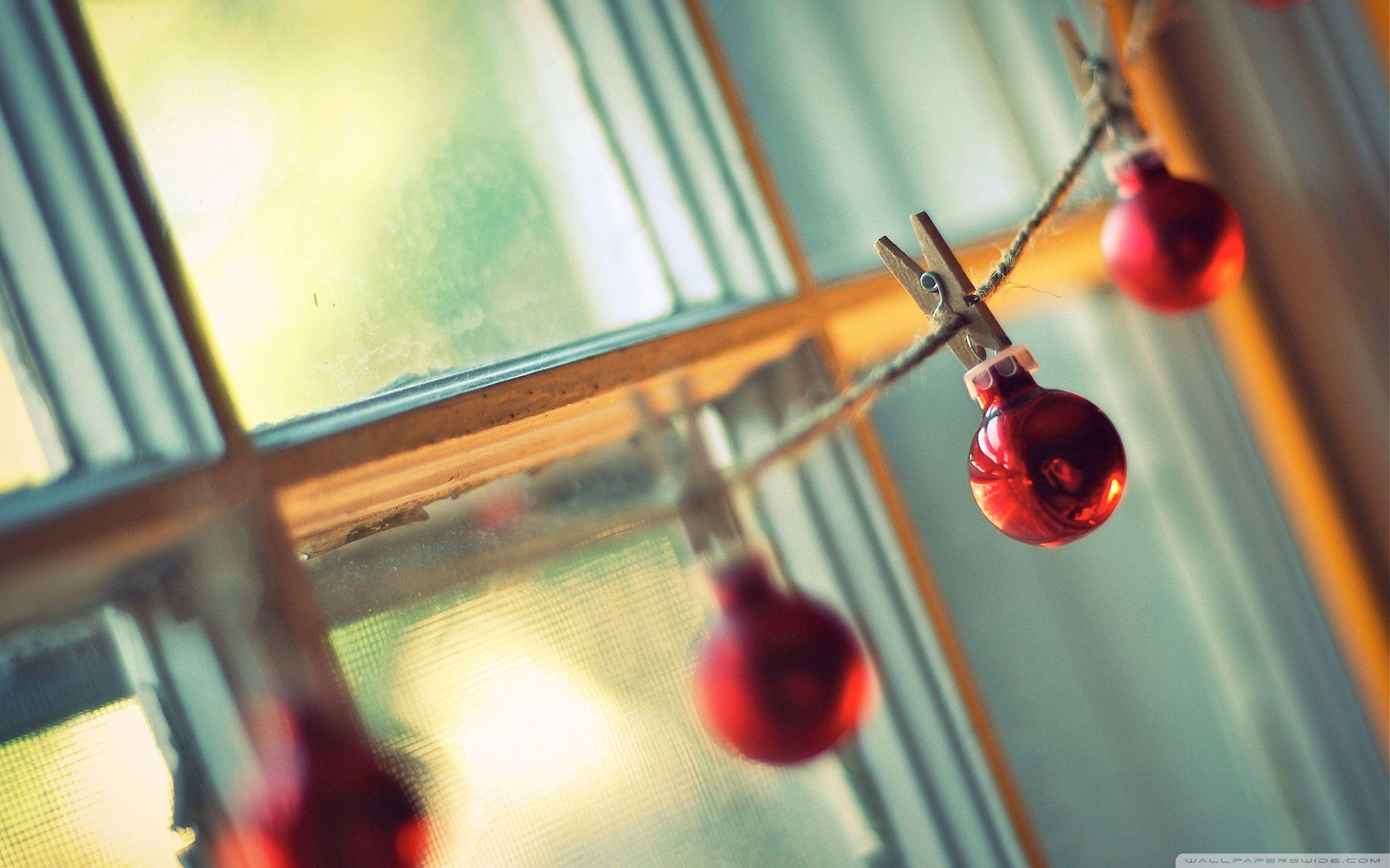 Christmas Balls Hanging ❤ 4K HD Desktop Wallpaper for 4K Ultra HD