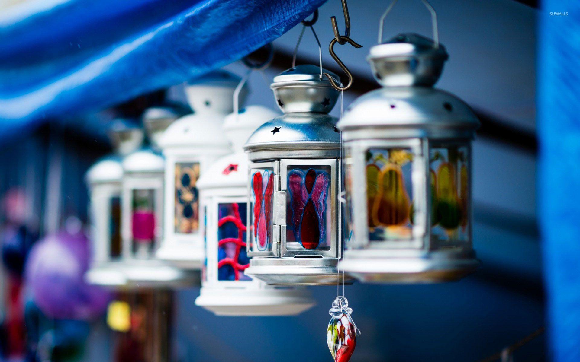Hanging Lantern HD Desktop Wallpaper 25447