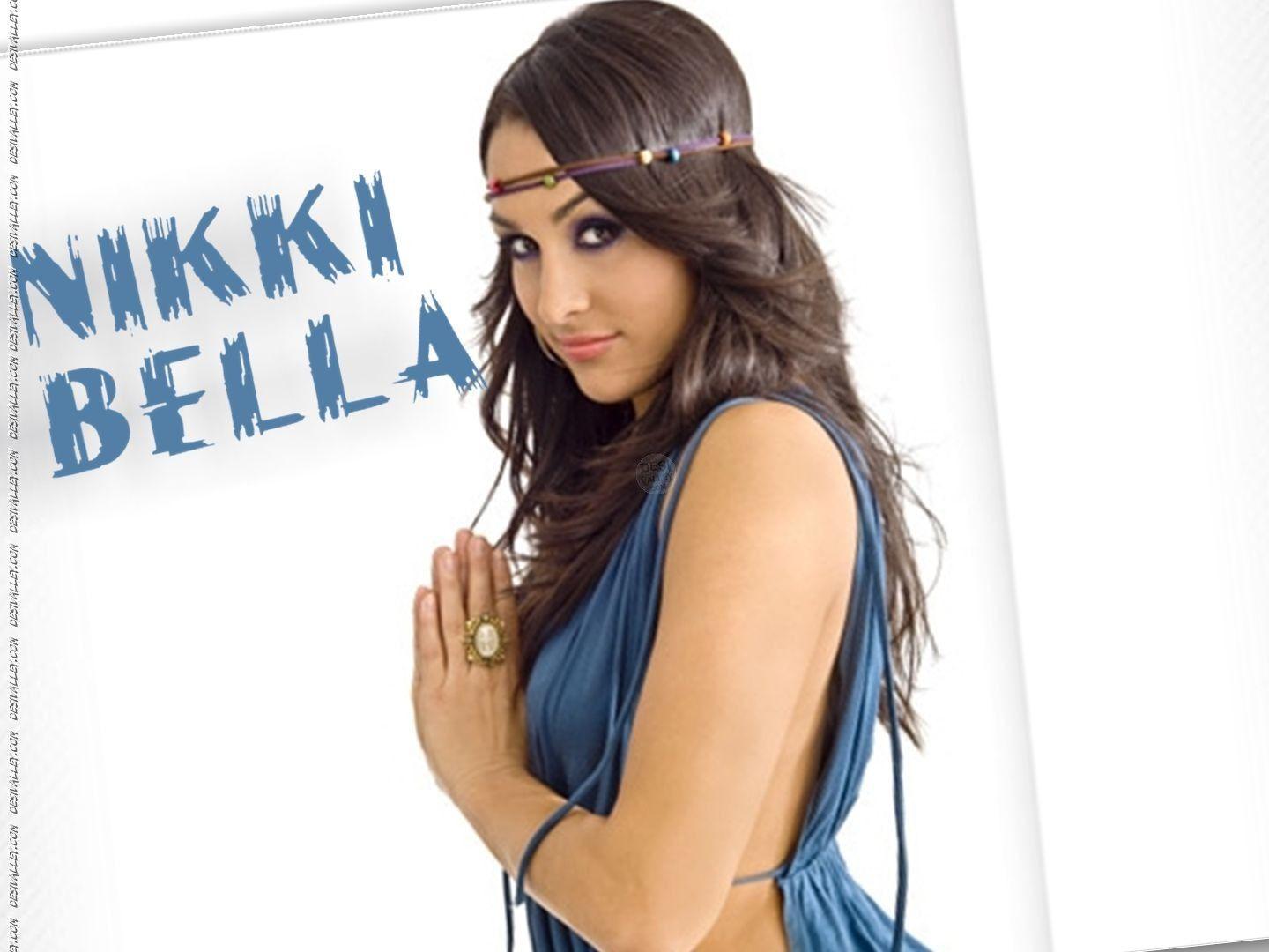 Wrestling Stars: WWE Nikki Bella Profile & Wallpaper 2011