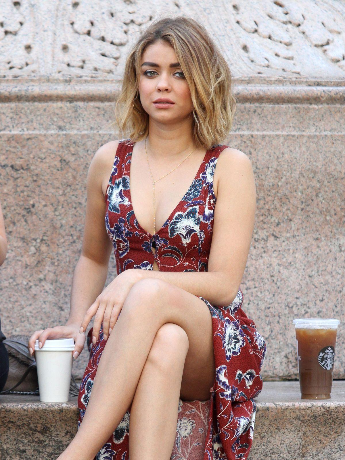 SARAH HYLAND On The Set Of 'Modern Family' In New York 08 25 2016