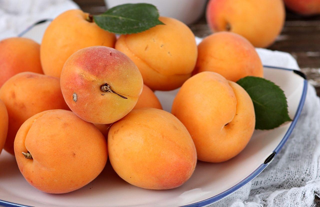 Wallpaper Apricot Food Closeup