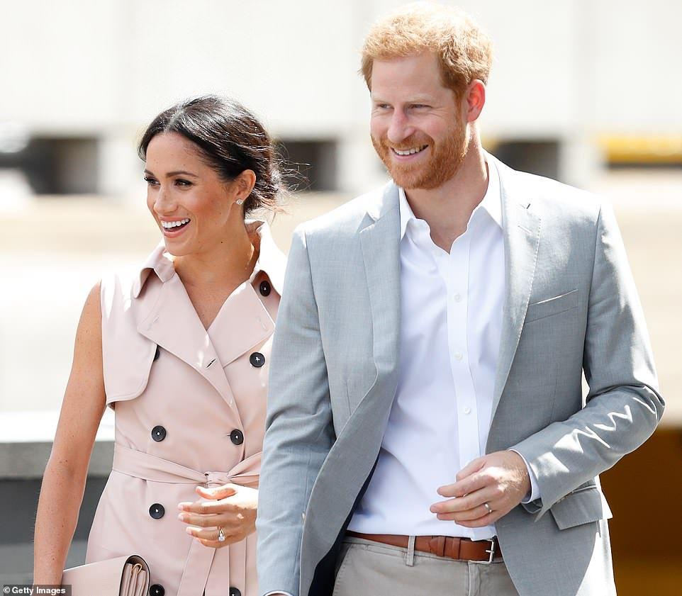 Harry and Meghan attend two boozy private parties and mingle