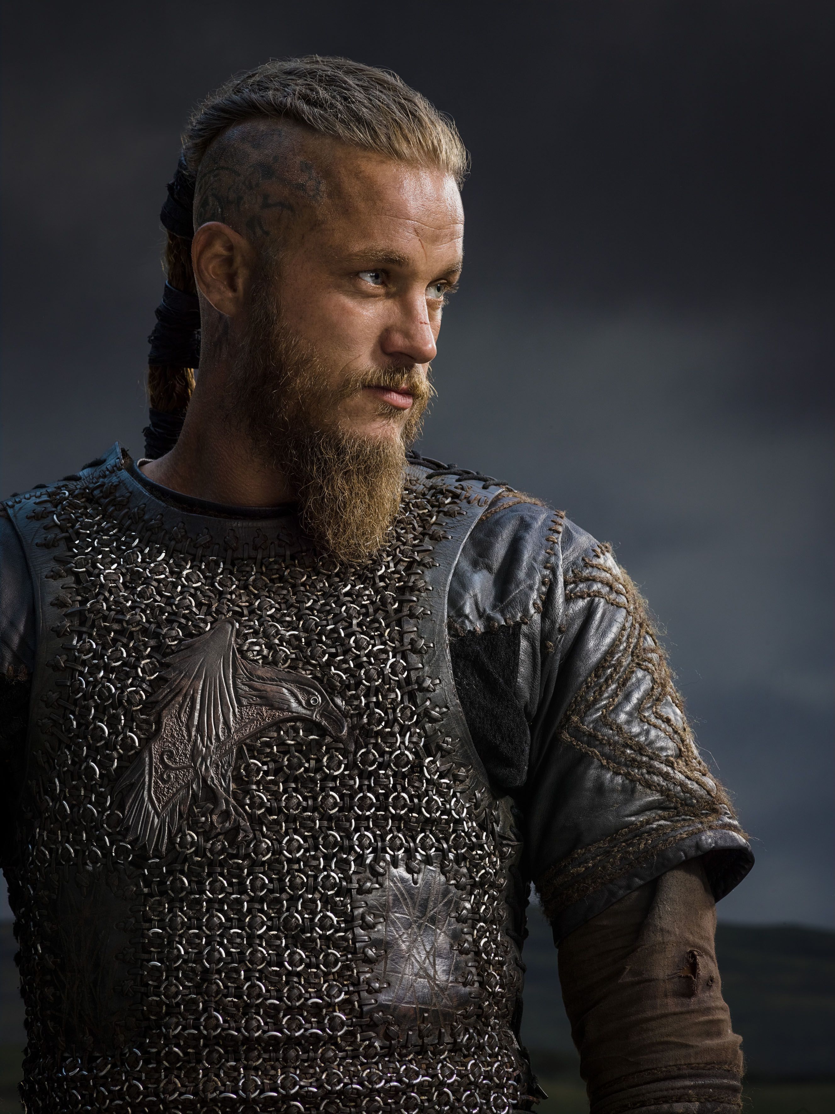 Vikings Season 2 Ragnar Lothbrok official picture TV