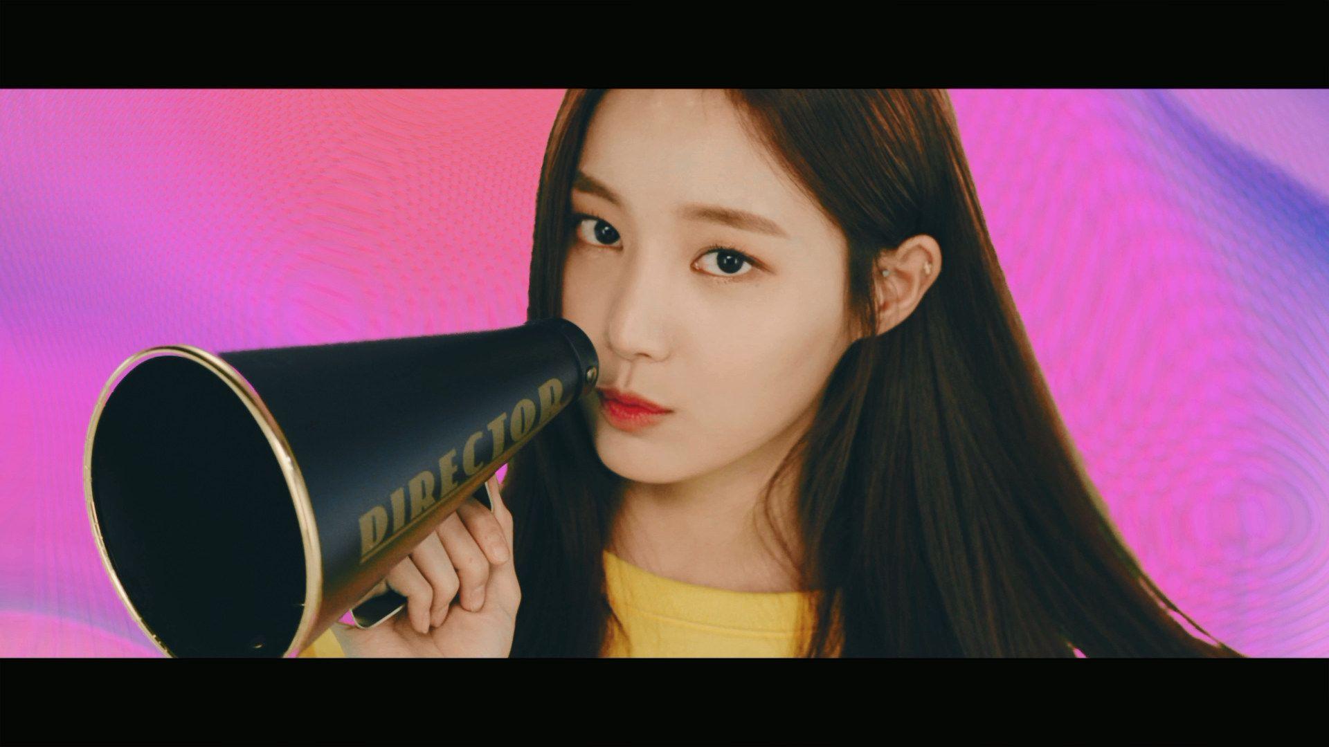 Momoland Bboom Who's Who Pop Database / Dbkpop.com