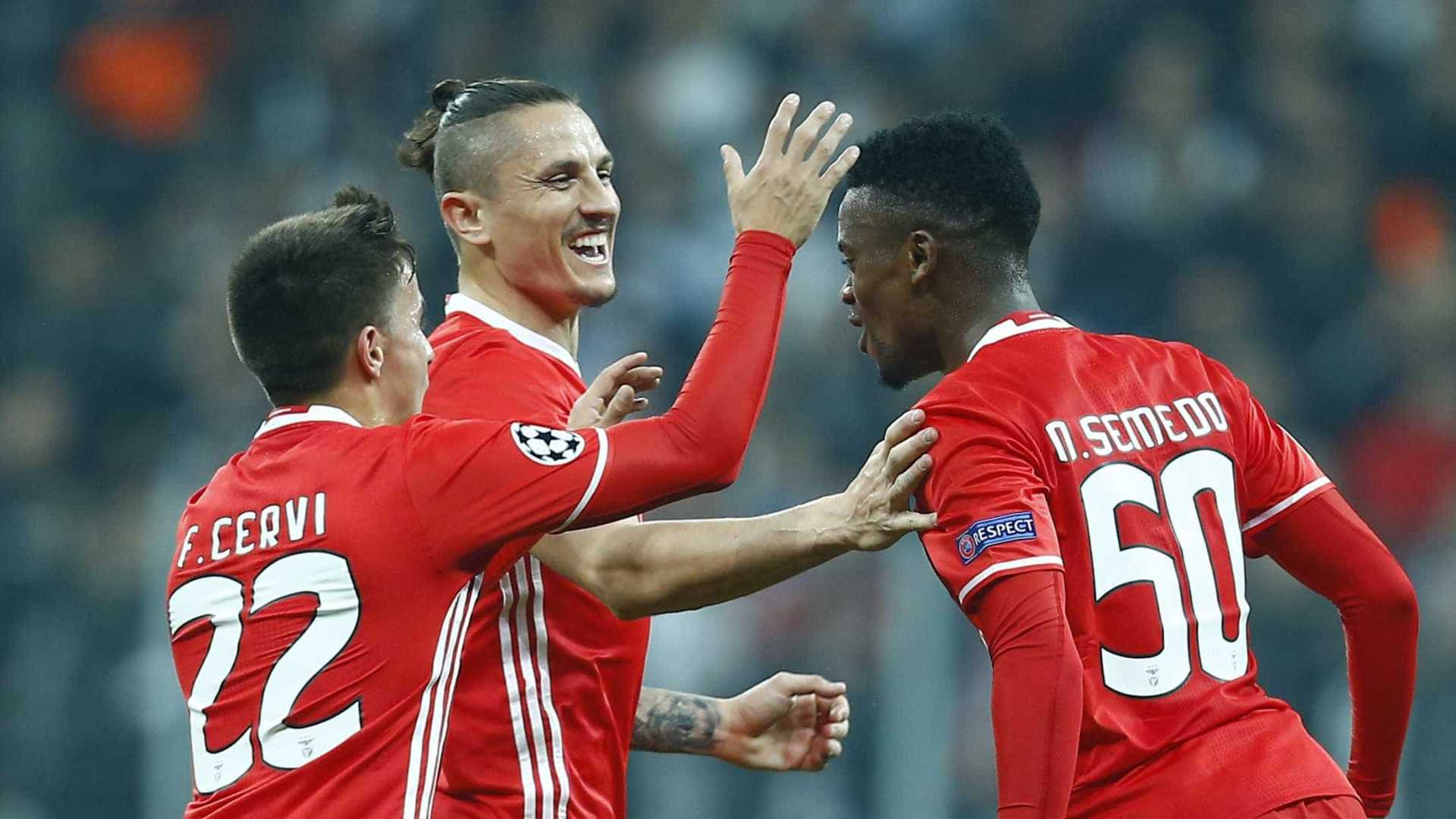 Notícias ao Minuto: Barcelona anunciou a contratação de