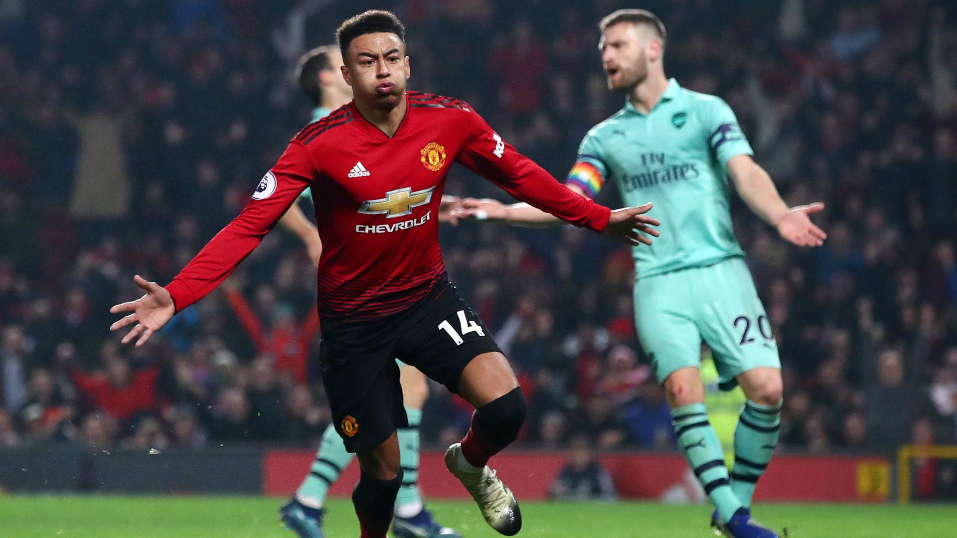 Manchester United 2 Arsenal 2: Lingard earns point but Red Devils