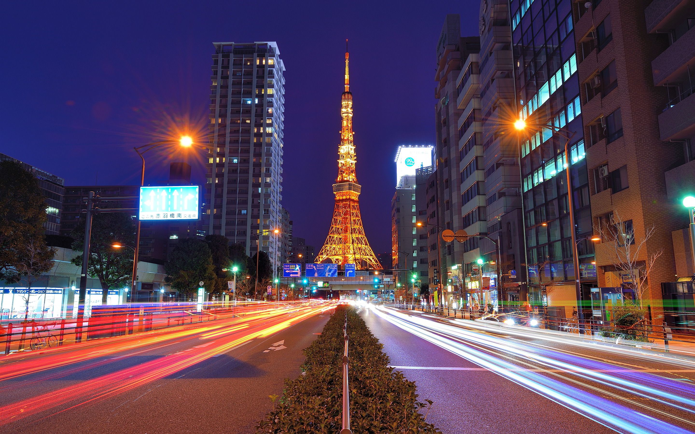 Tokyo tower night