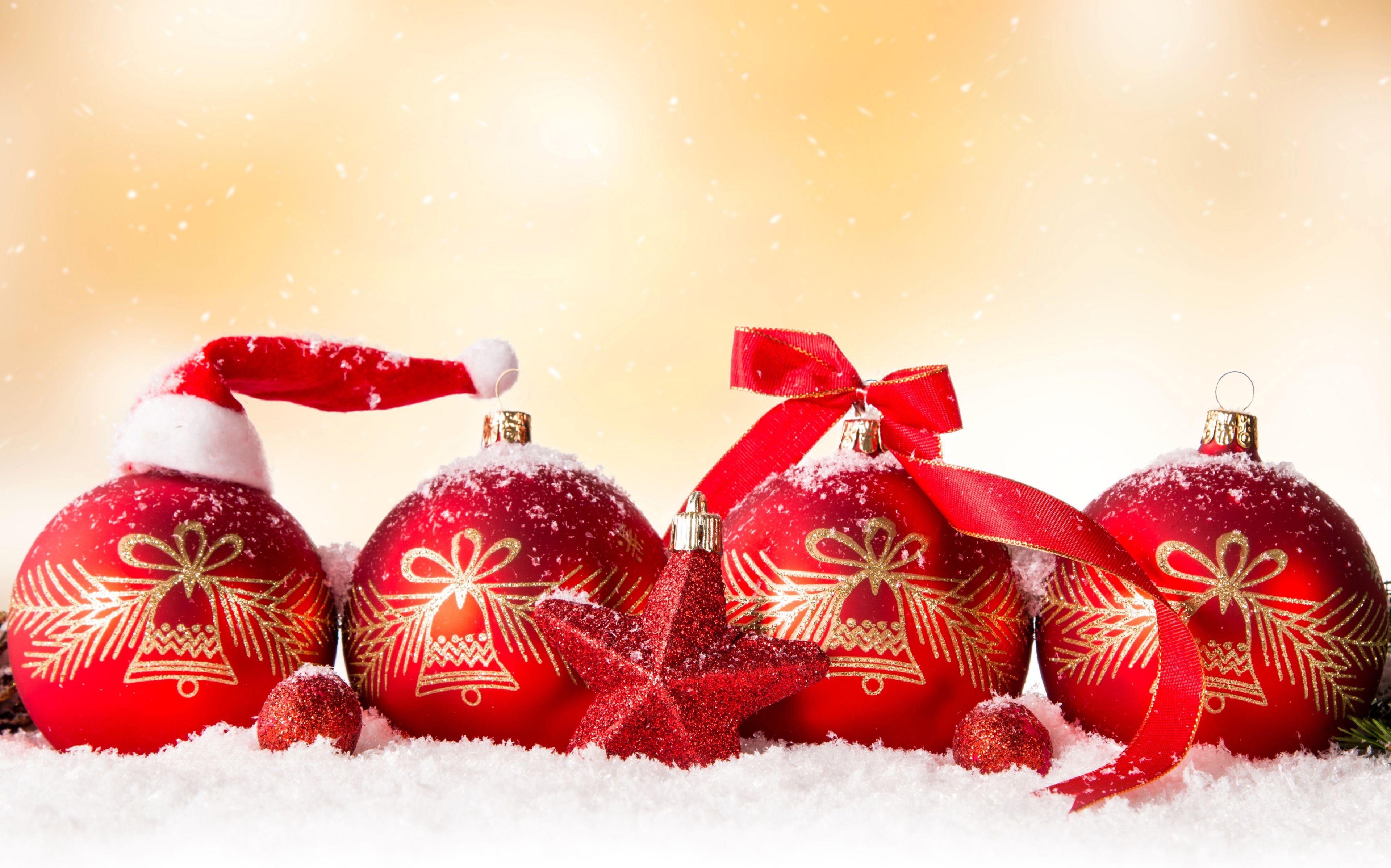 Christmas Ornaments, Artificial Snow, Santa Hat, Ribbon widescreen
