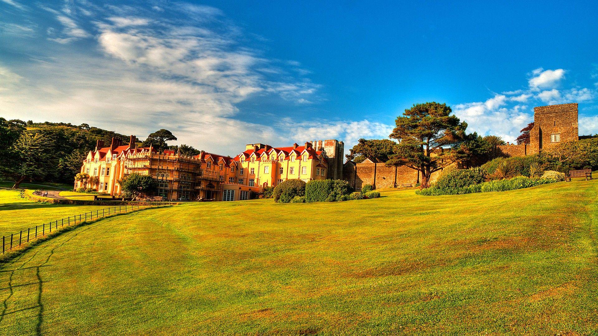 Sky Grass Castle House Slope Wallpaper