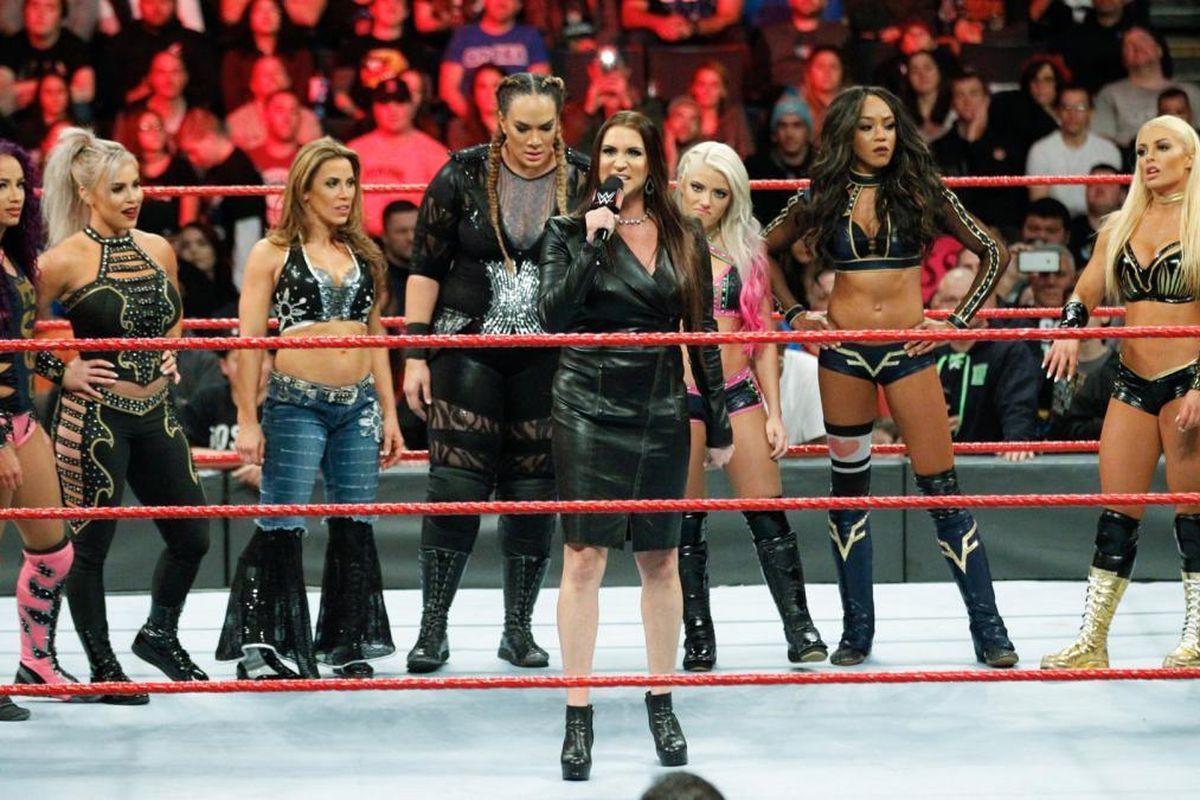 Who should win the first ever women's Royal Rumble?