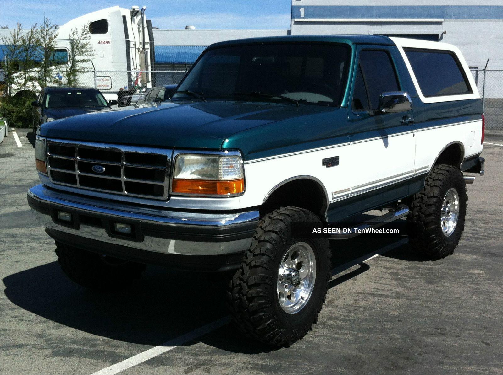 Ford Bronco and photo