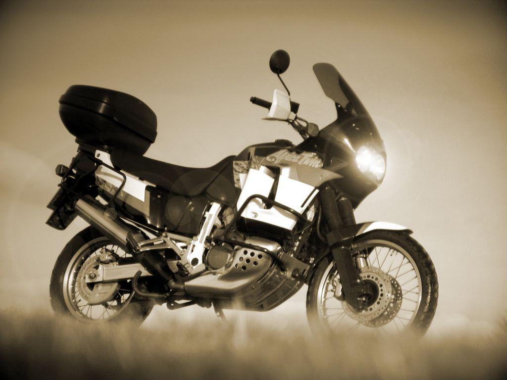 Honda XRV 750 Africa Twin RD 04. Honda XRV 750 Africa Twin