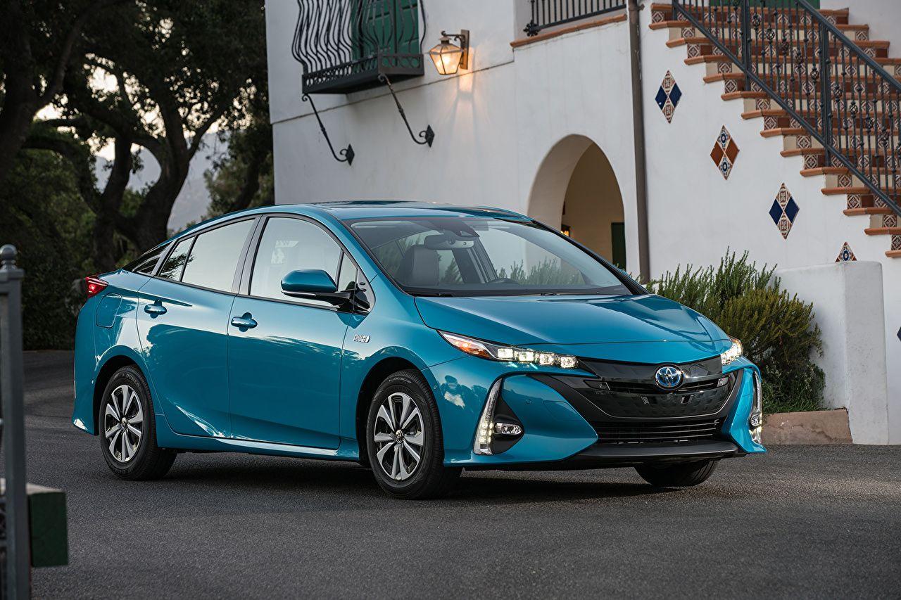 Wallpaper Toyota 2017 Prius Prime Light Blue Metallic automobile