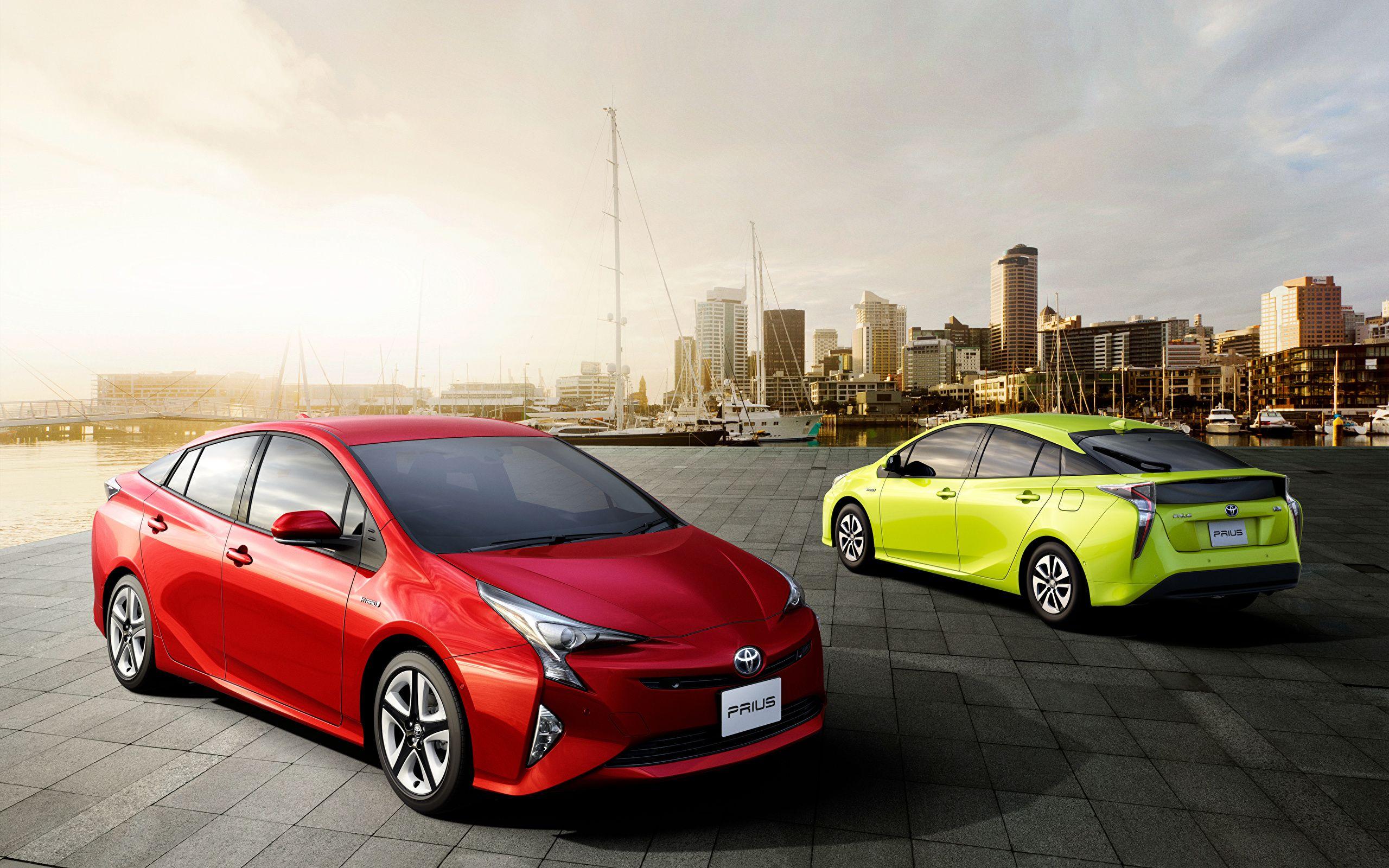 Image Toyota Prius Hybrid vehicle 2 Cars 2560x1600