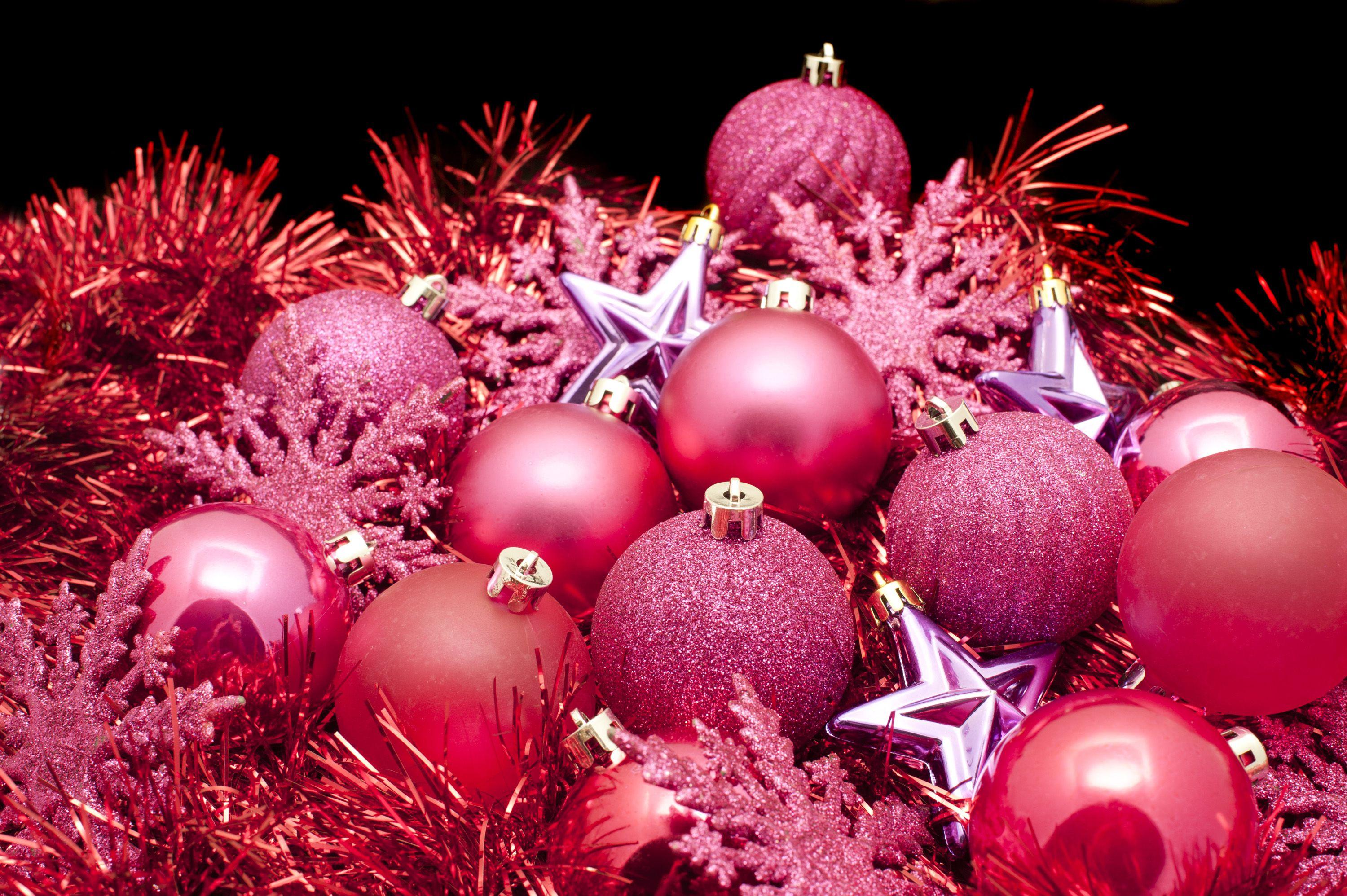 Photo of red christmas decorations. Free christmas image