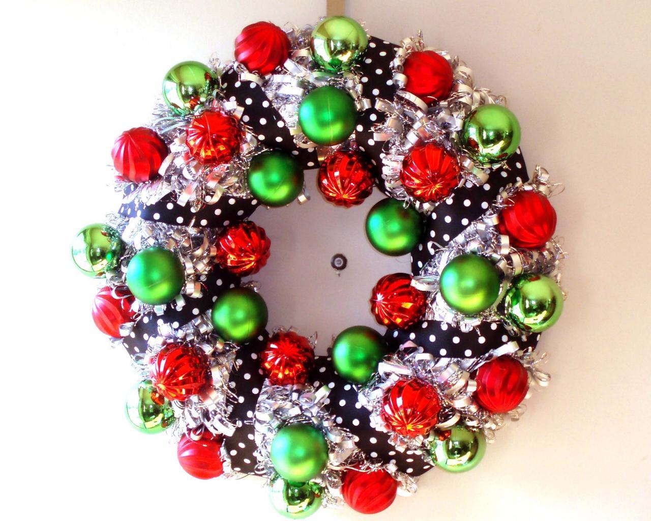 Silver Tinsel Christmas Wreath