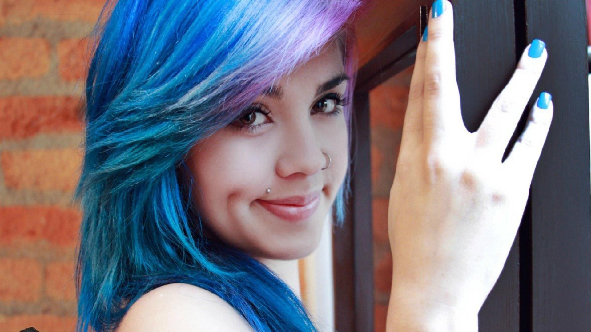 Blue and Purple hair. Hair. Emo girl wallpaper, Emo