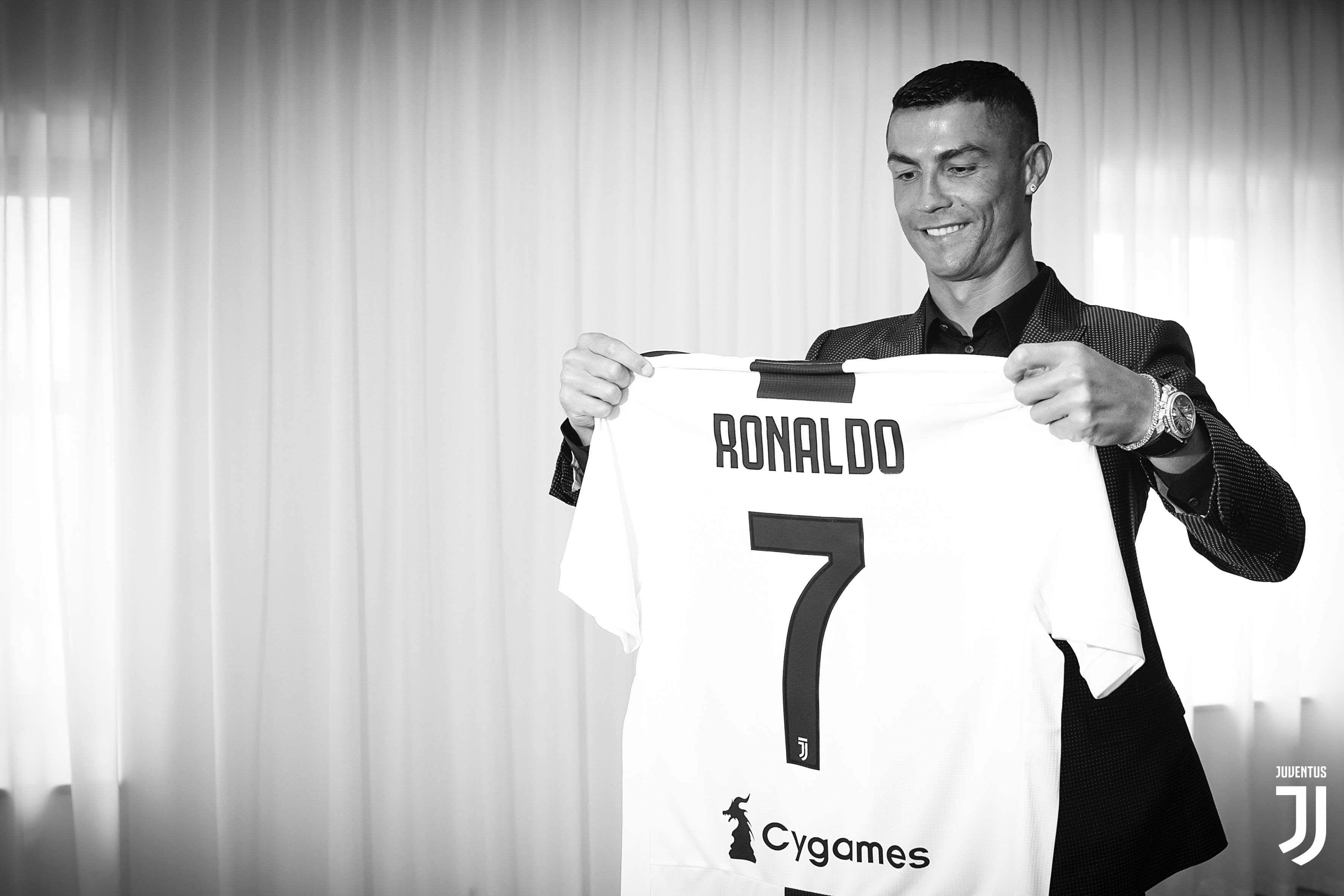 Cristiano Ronaldo.in bianconero!
