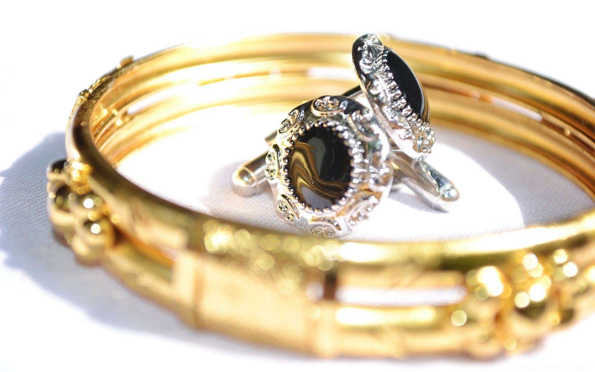 Bangles Wallpapers - Wallpaper Cave