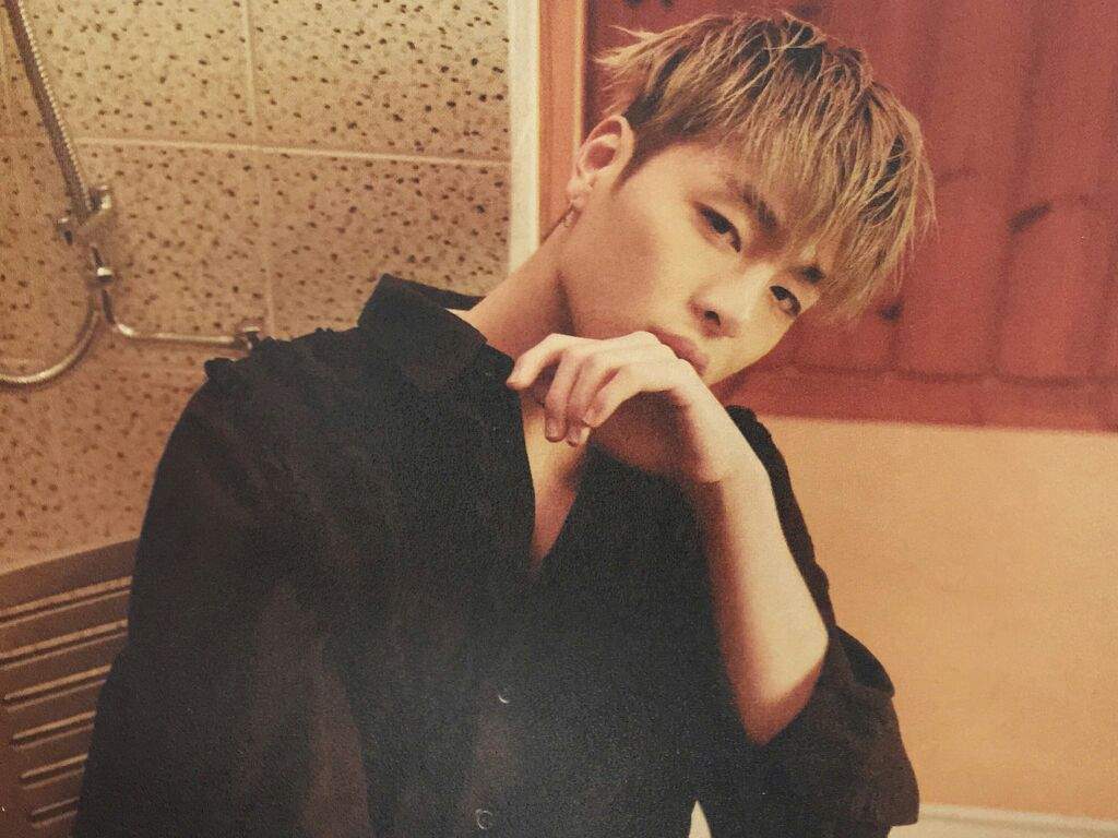 Car Door Guy's Girl's 2018 Bias List: 14. Junhoe (iKON)