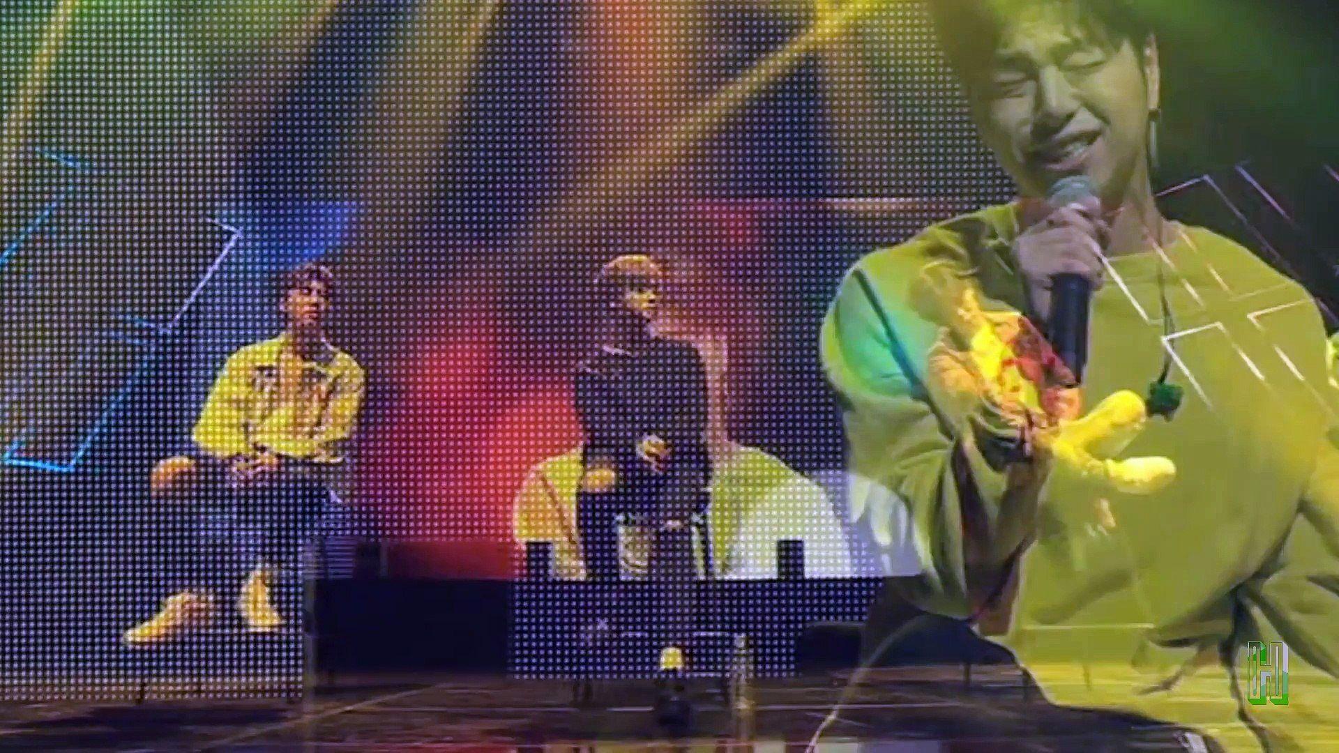 IKON 2018 PRIVATE STAGE KOLORFUL Wallpaper iKON