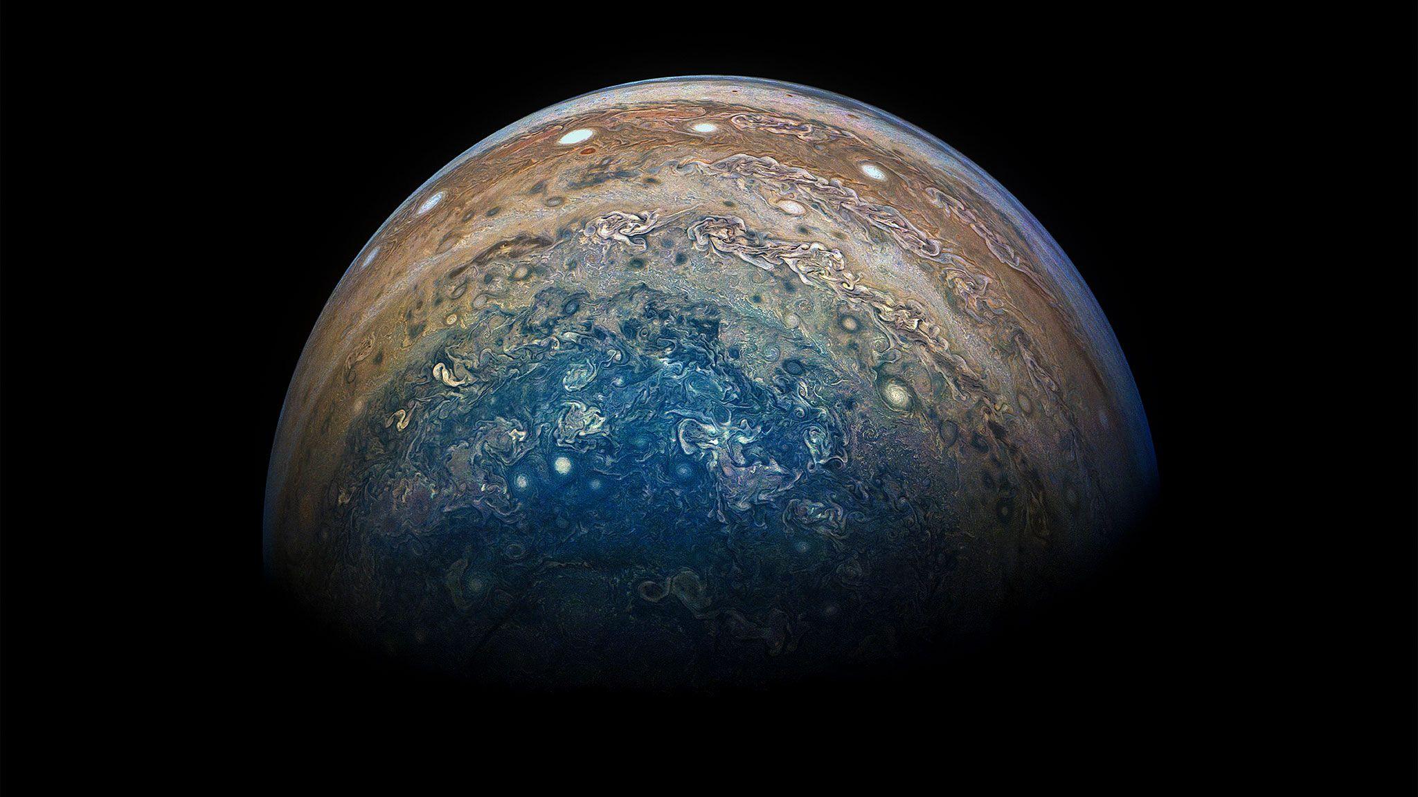 Juno spacecraft takes spectacular new image of Jupiter