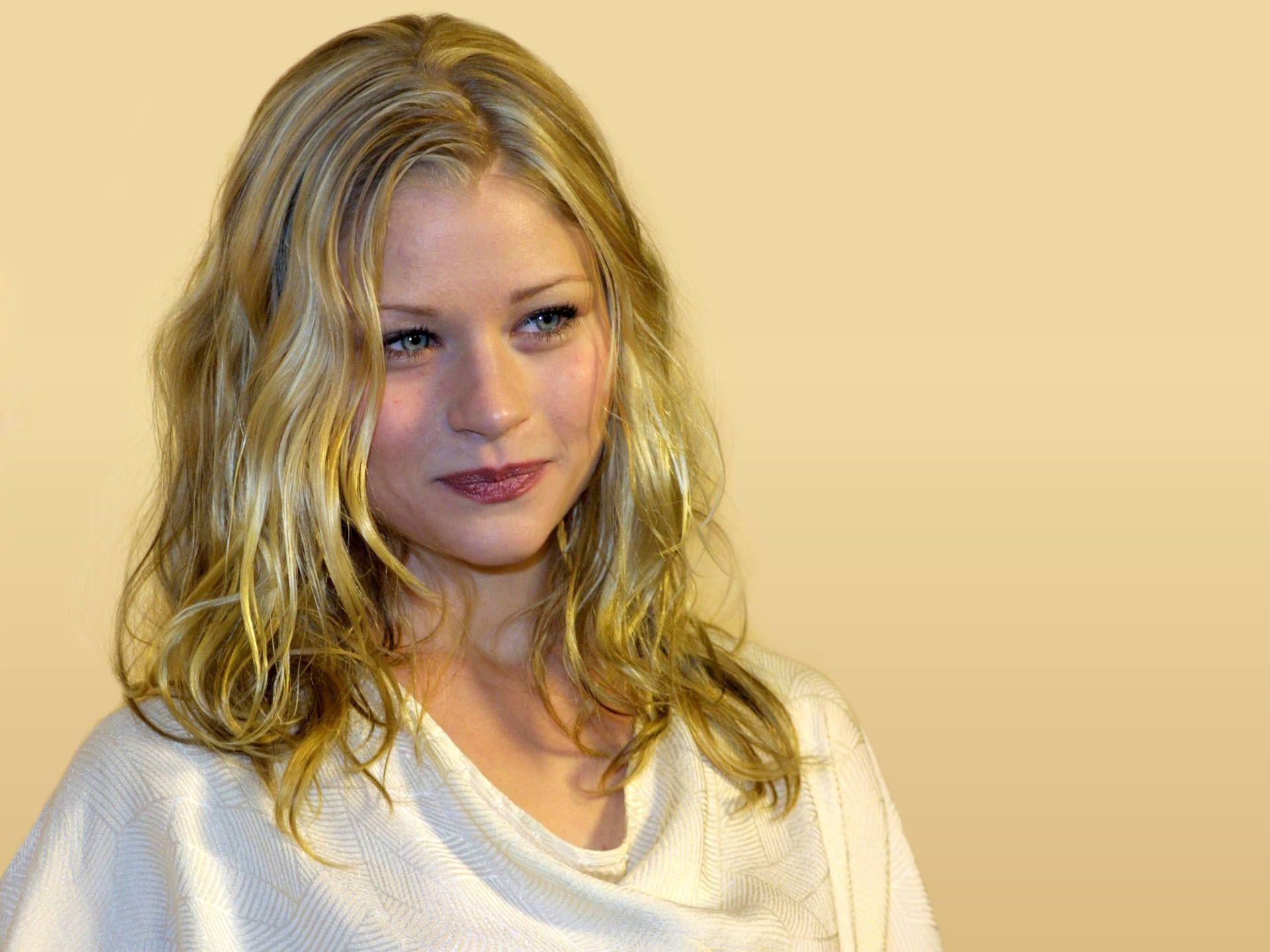 Once Upon A Time image Emilie de Ravin HD wallpaper and background