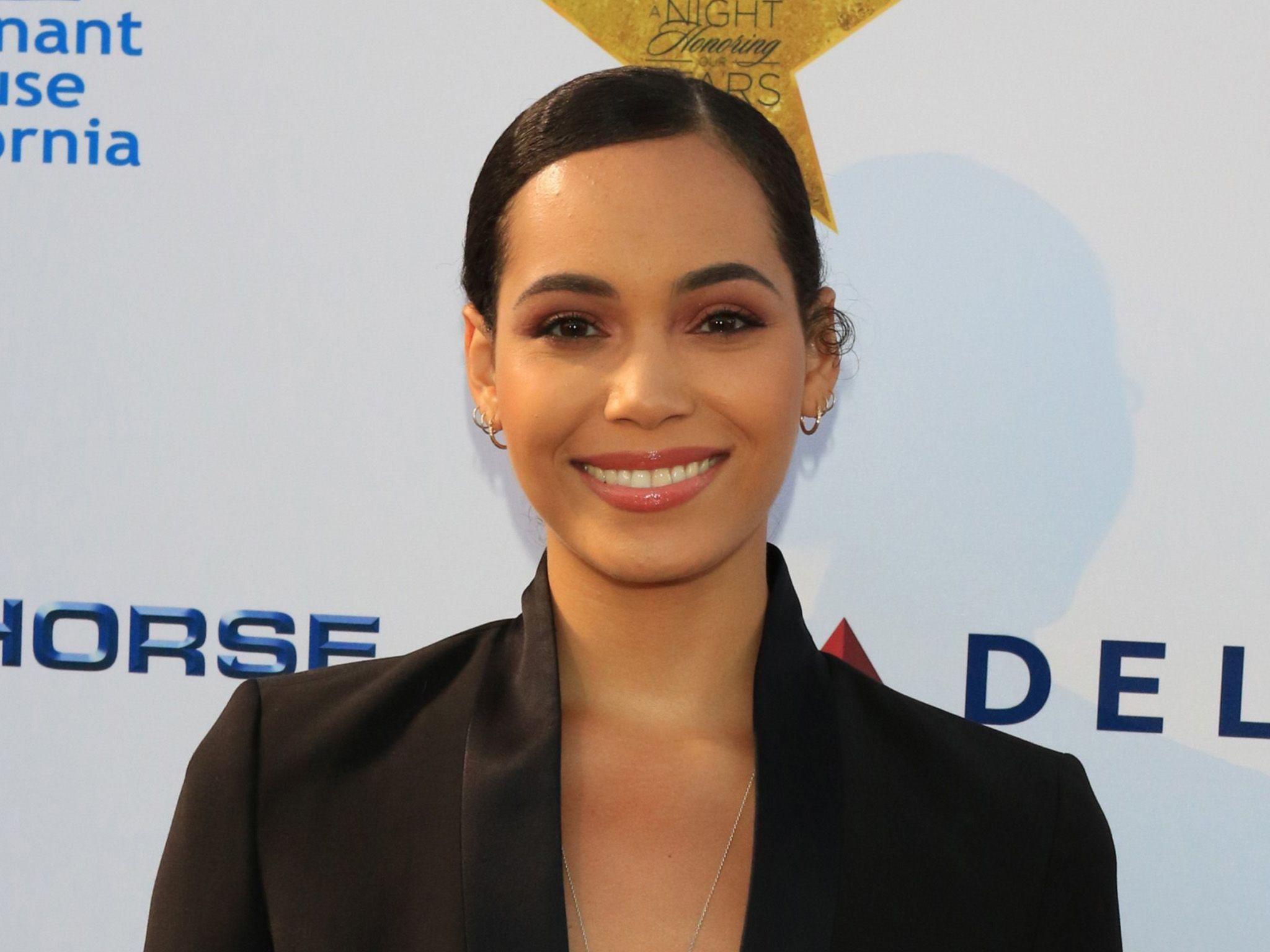 Madeleine Mantock biographie de Madeleine Mantock avec Voici.fr