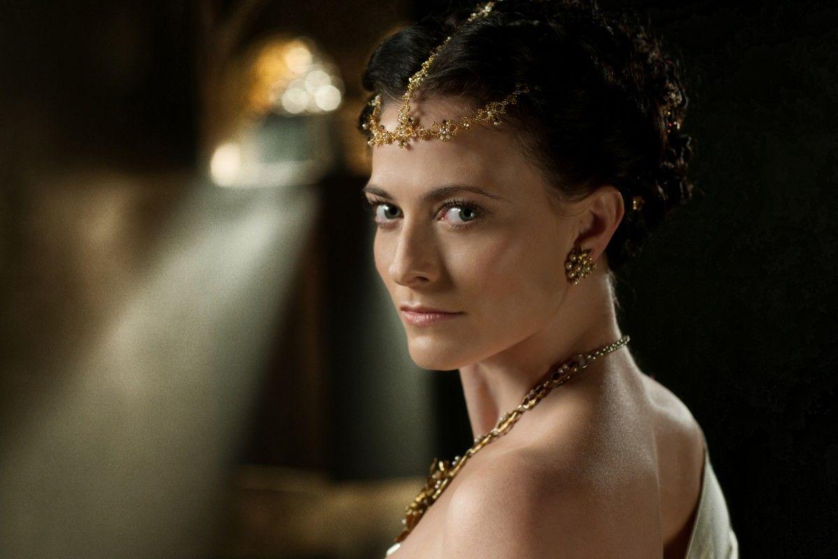 Lara Pulver wallpaper