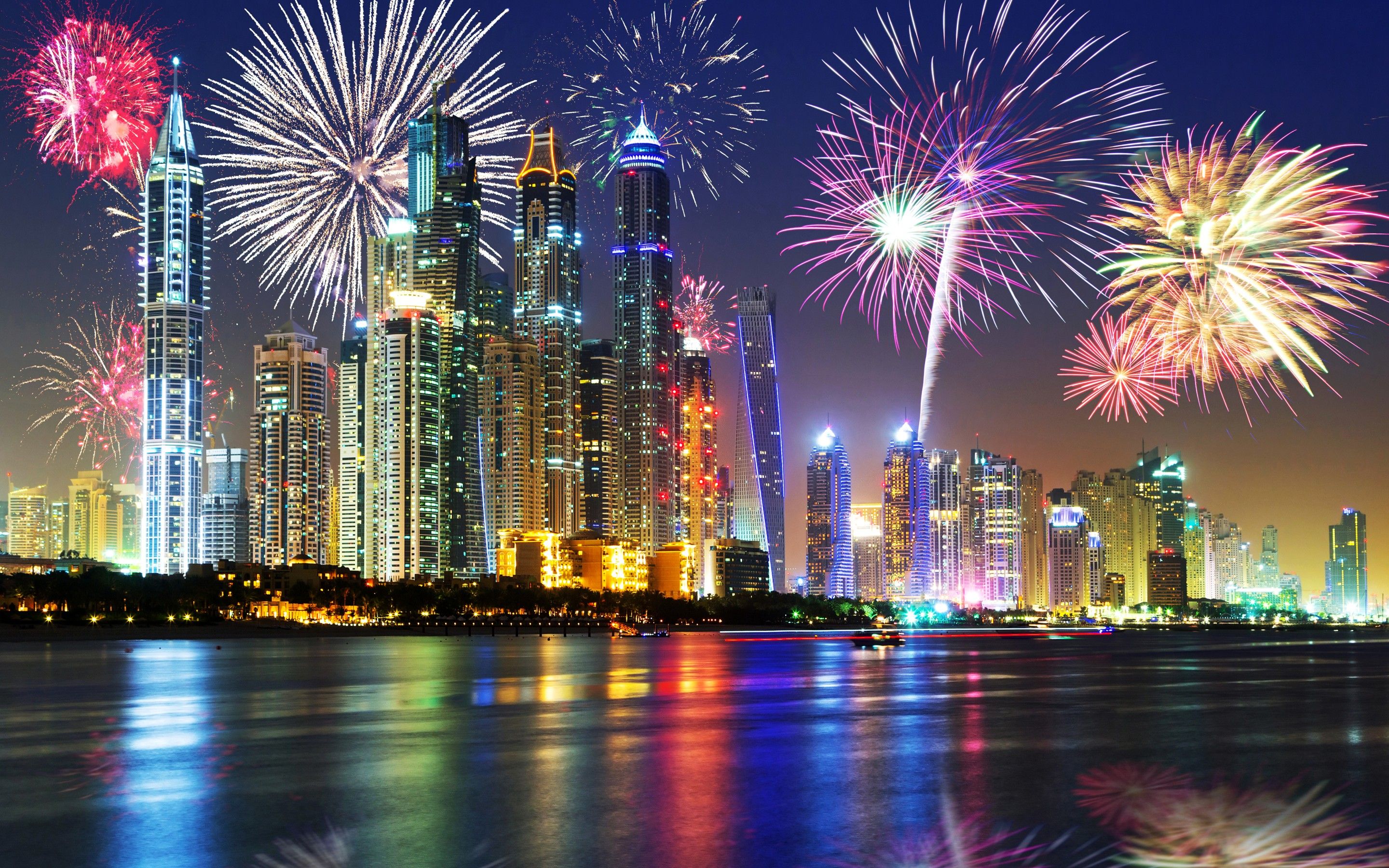 Stunning City Fireworks Wallpaper To Lighten Up Your Desktop