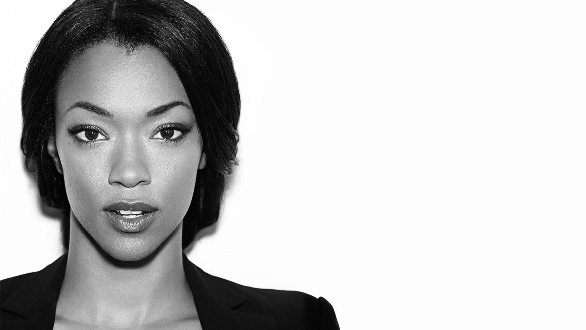 From Walkers To Klingons: Sonequa Martin Green Joins Star Trek