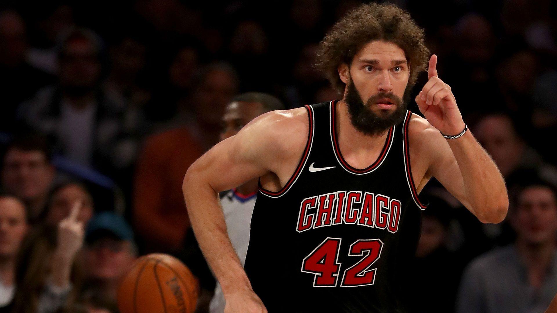 NBA trade rumors: Bulls willing to deal center Robin Lopez. NBA