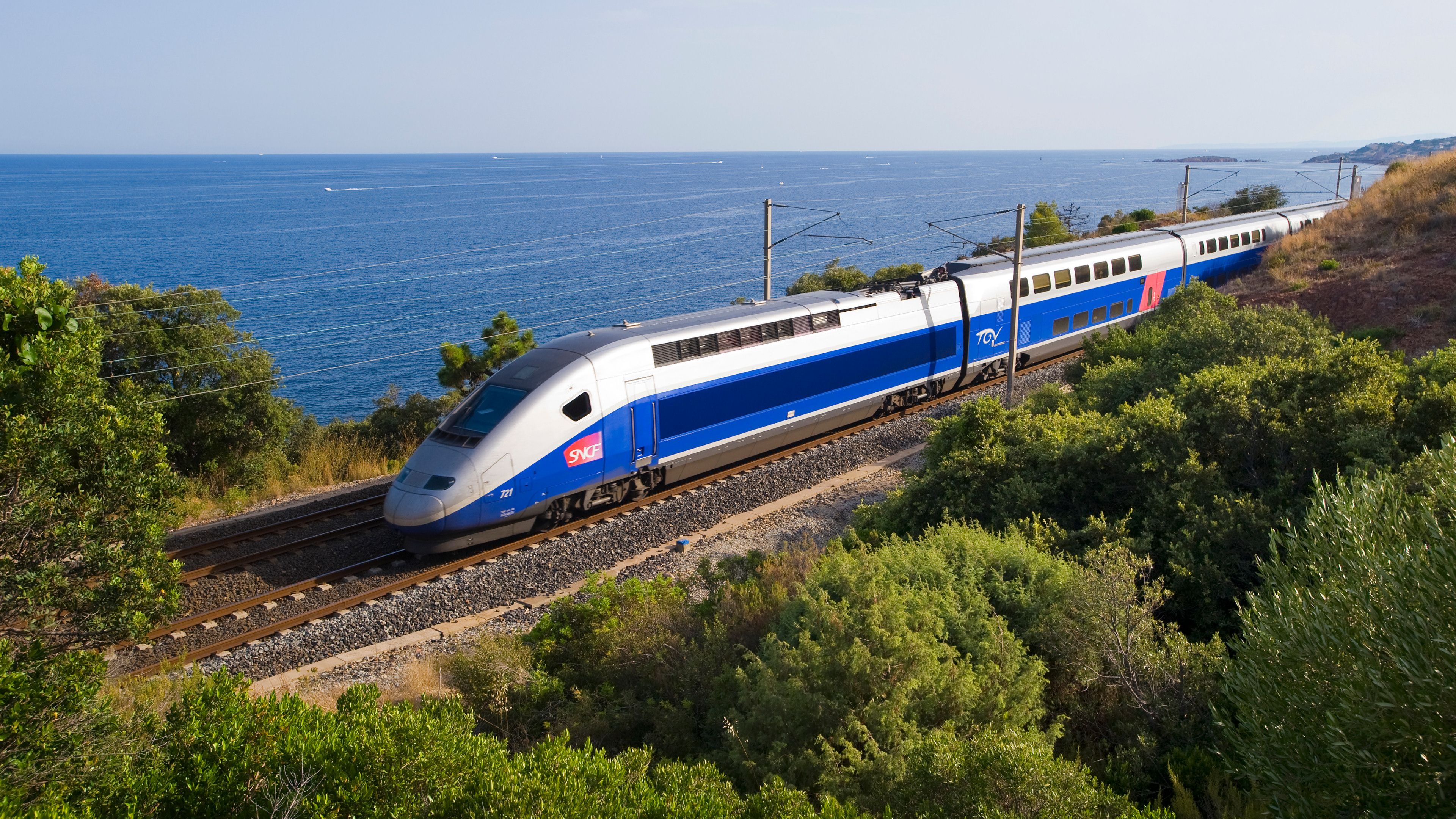 French high speed train wallpaper