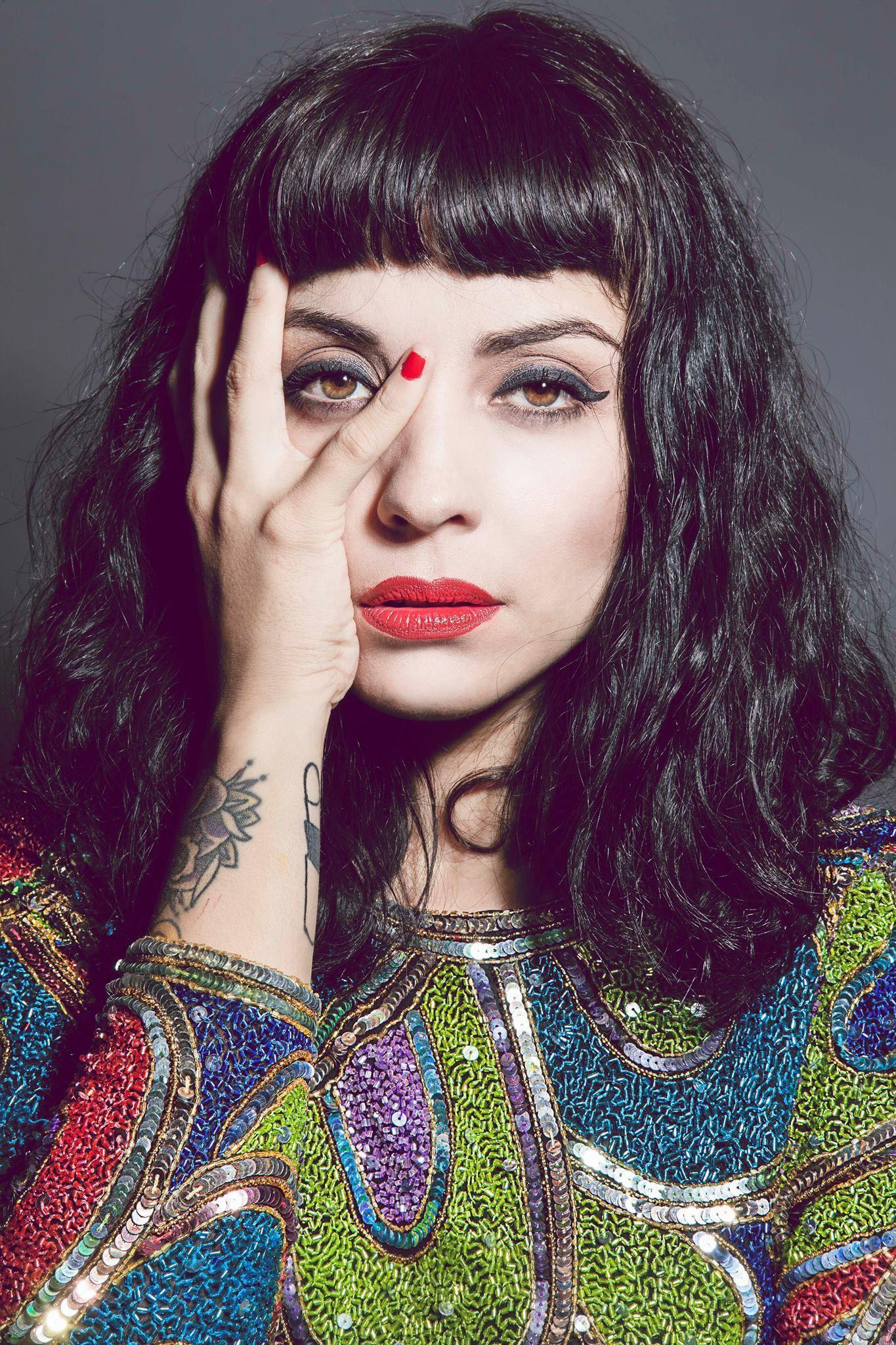 mon laferte. NFL. Singers, Rock and Female singers